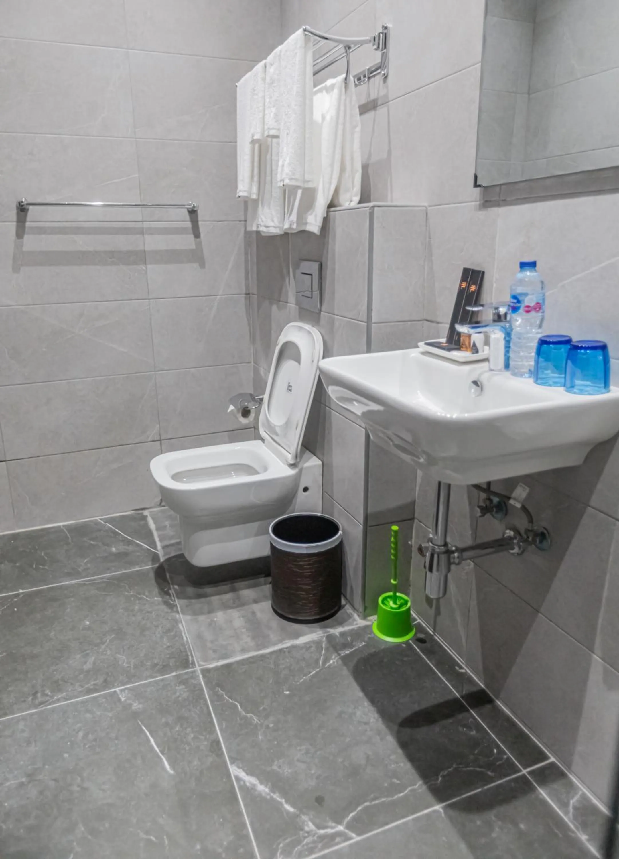 Bathroom in Isglo Hotels Ikoyi