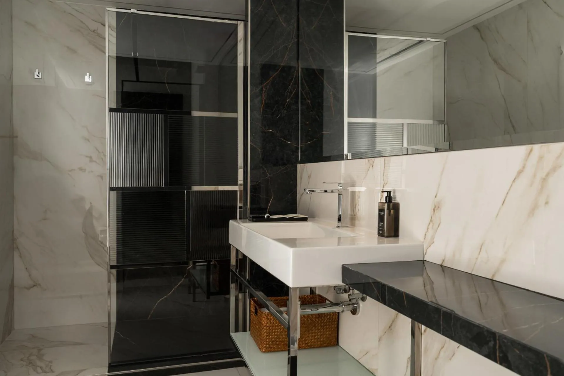 Hotel Helvetia Thermal SPA 4s