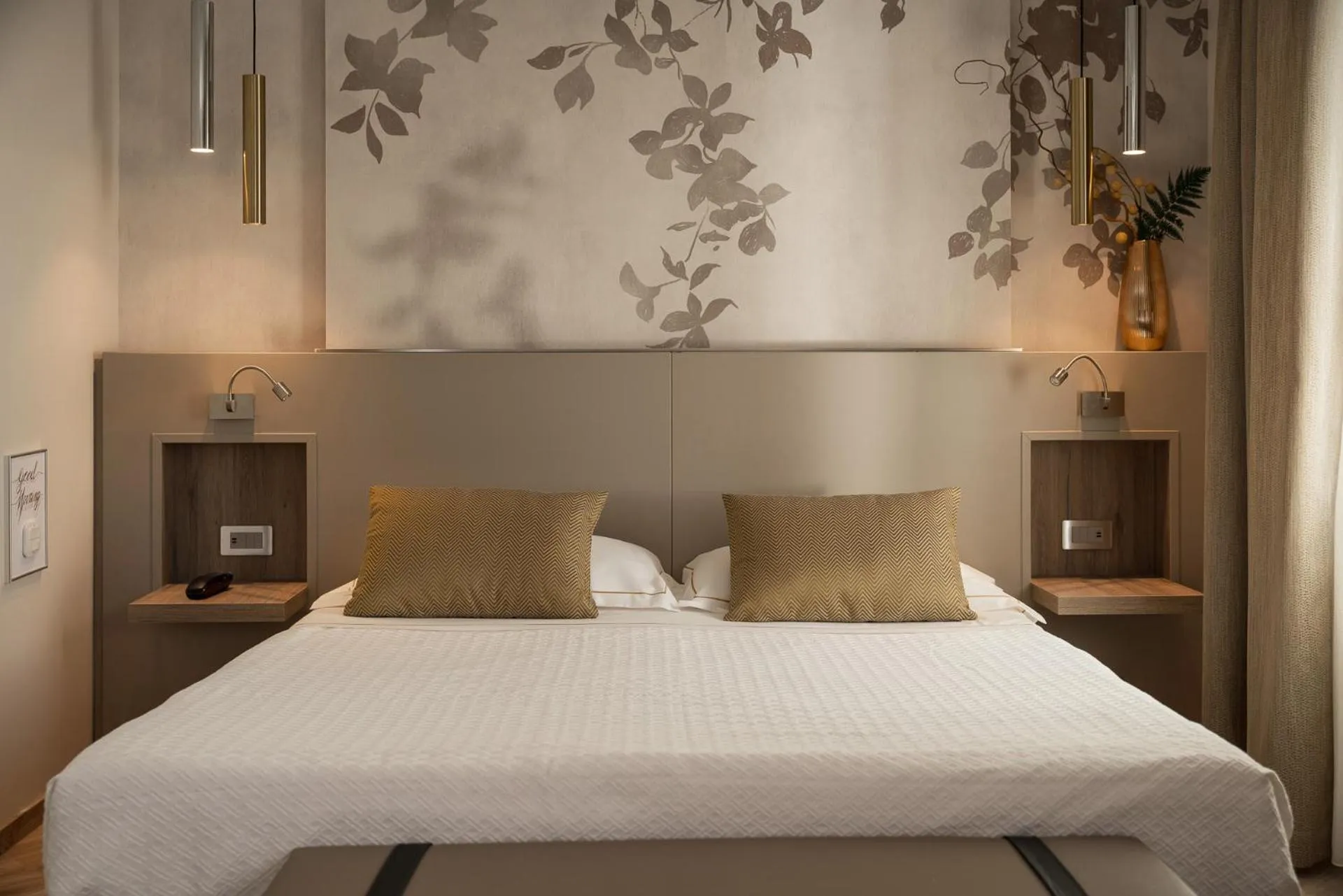 Bed in Hotel Helvetia Thermal SPA 4s