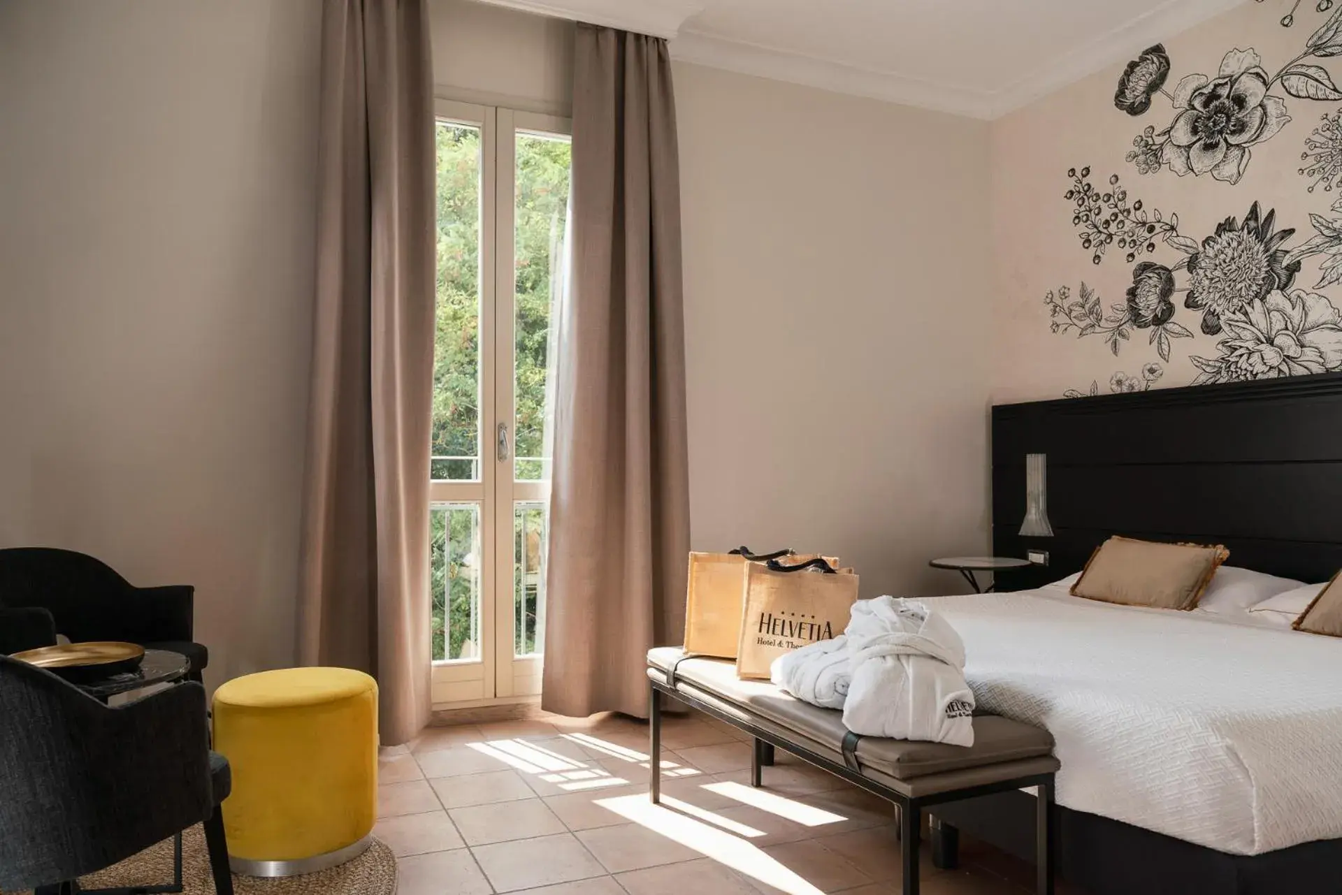 Comfort Double or Twin Room with Thermal Pool Access - single occupancy in Hotel Helvetia Thermal SPA 4s Comfort Double or Twin Room with Thermal Pool Access - single occupancy in Hotel Helvetia Thermal SPA 4s