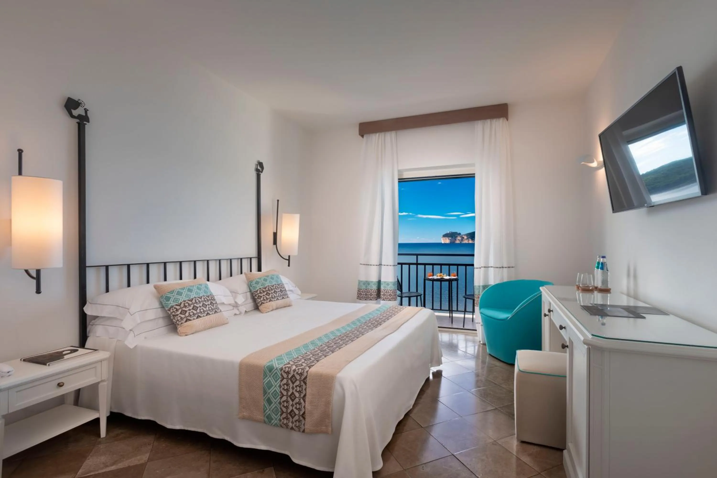 Bed in El Faro Hotel & Spa