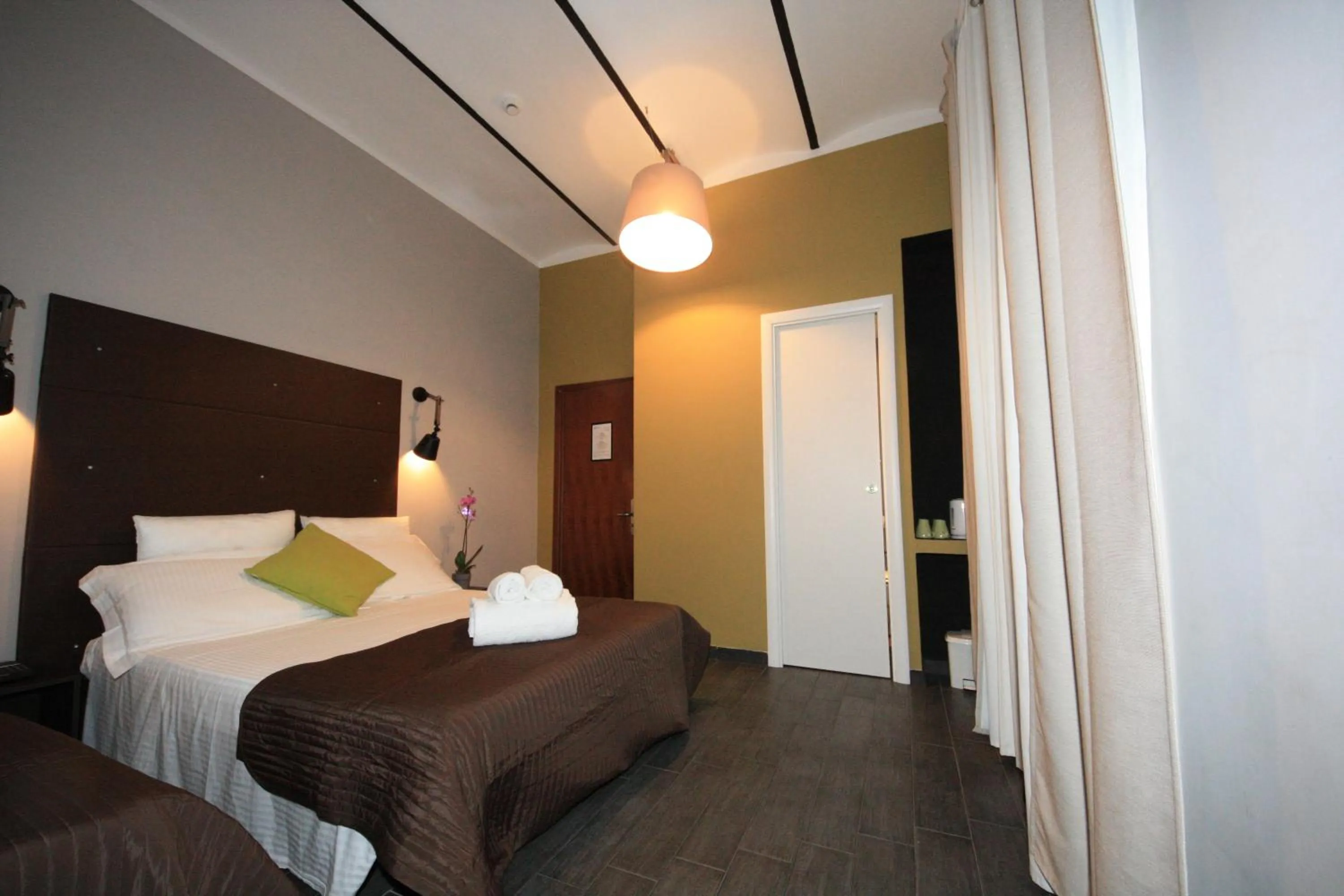 Photo of the whole room, Bed in Hotel Felice