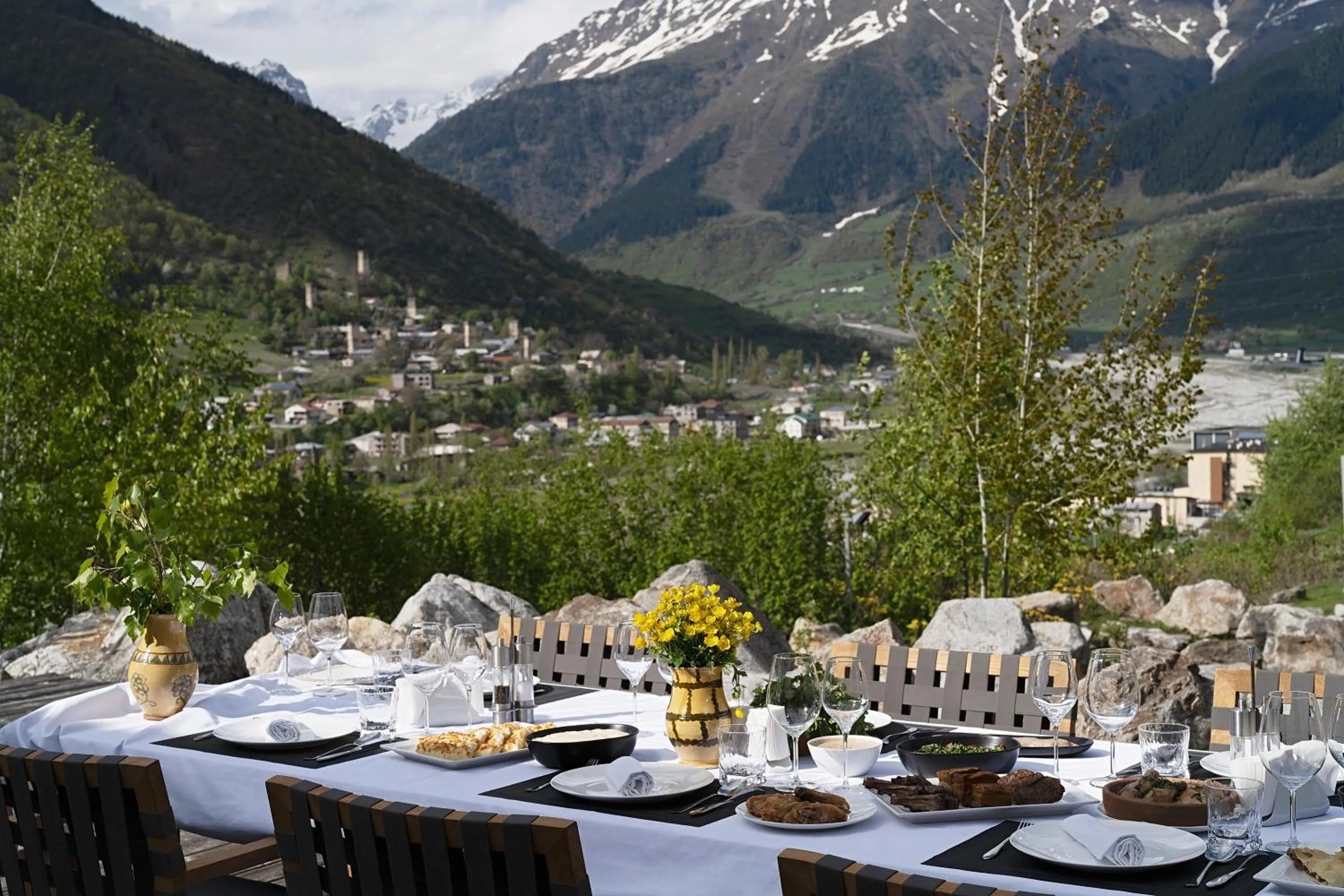 Breakfast in Sami Mta Chalet