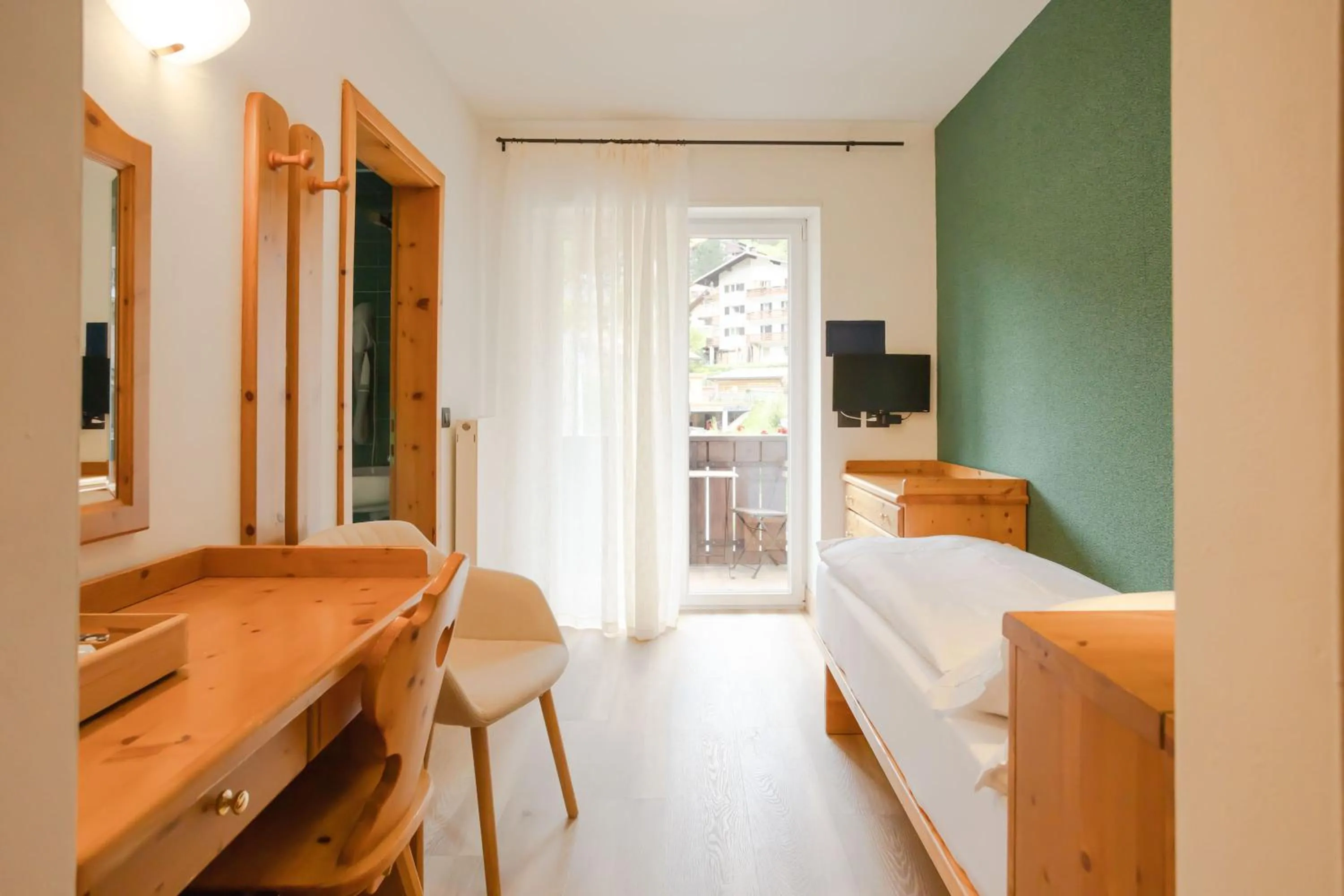 Bed in B&B Garni Villa Campitello