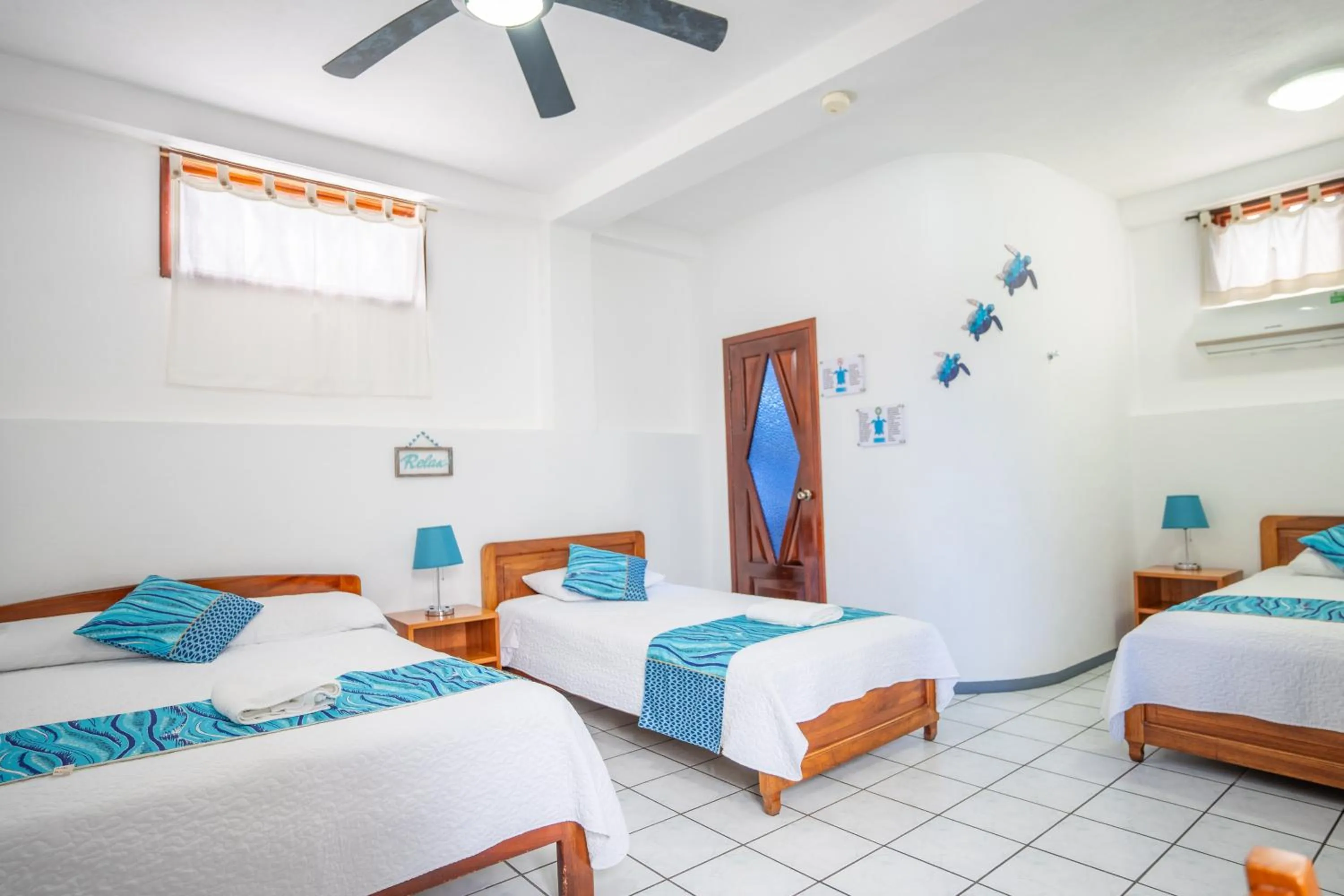 Bed in Maidith Galapagos Inn