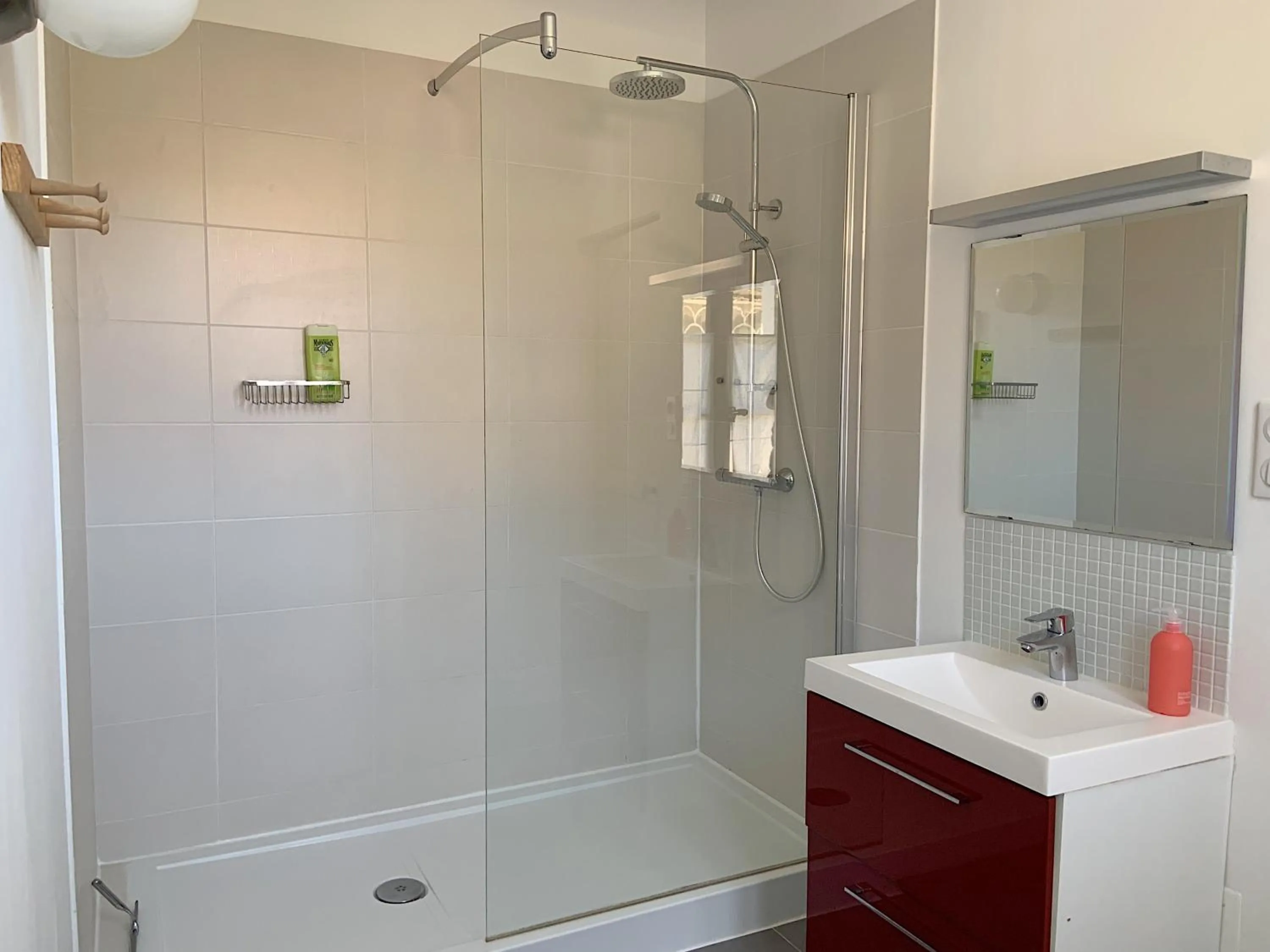 Shower in La Souqueto