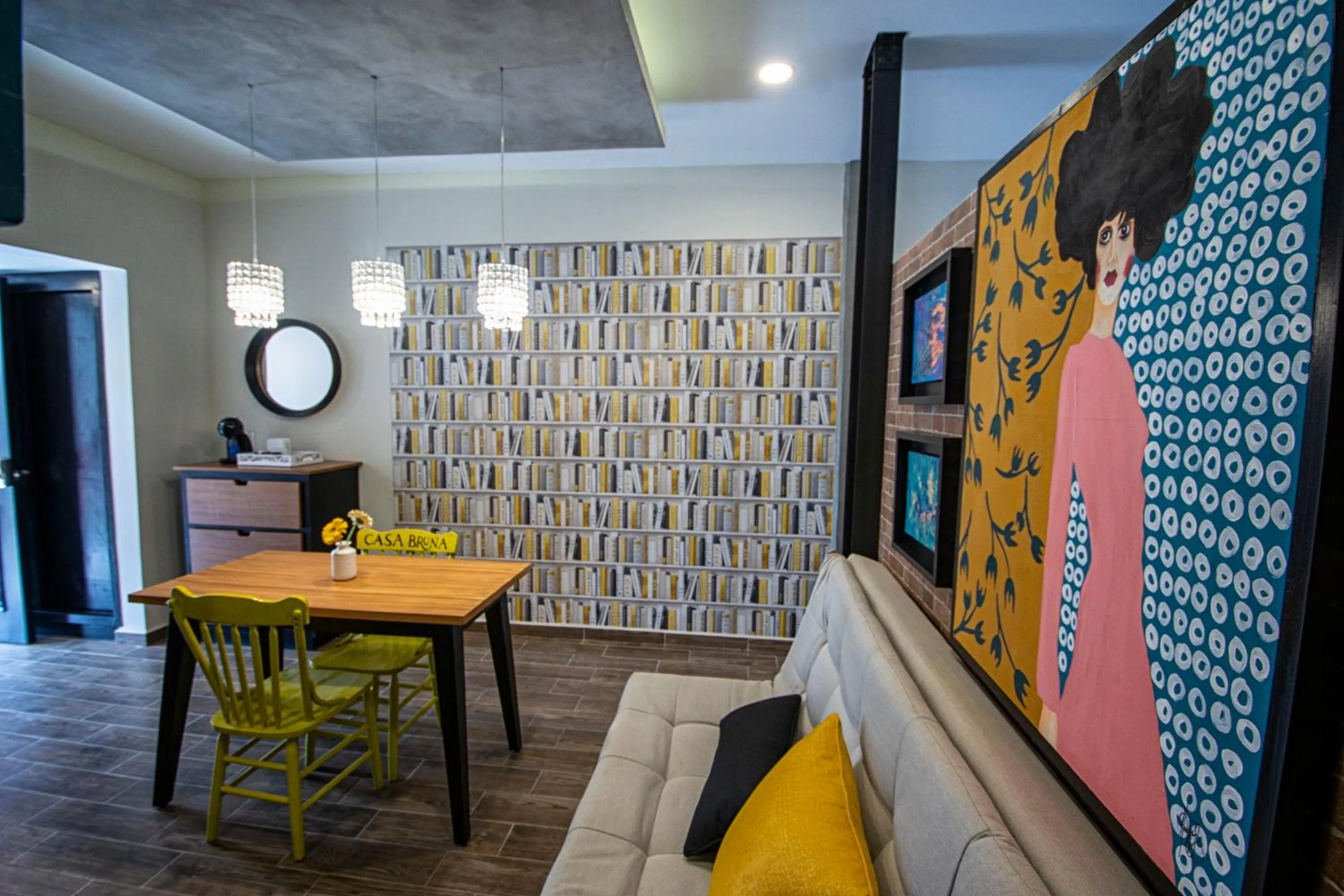 Dining area in Casa Bruna Luxury Lofts