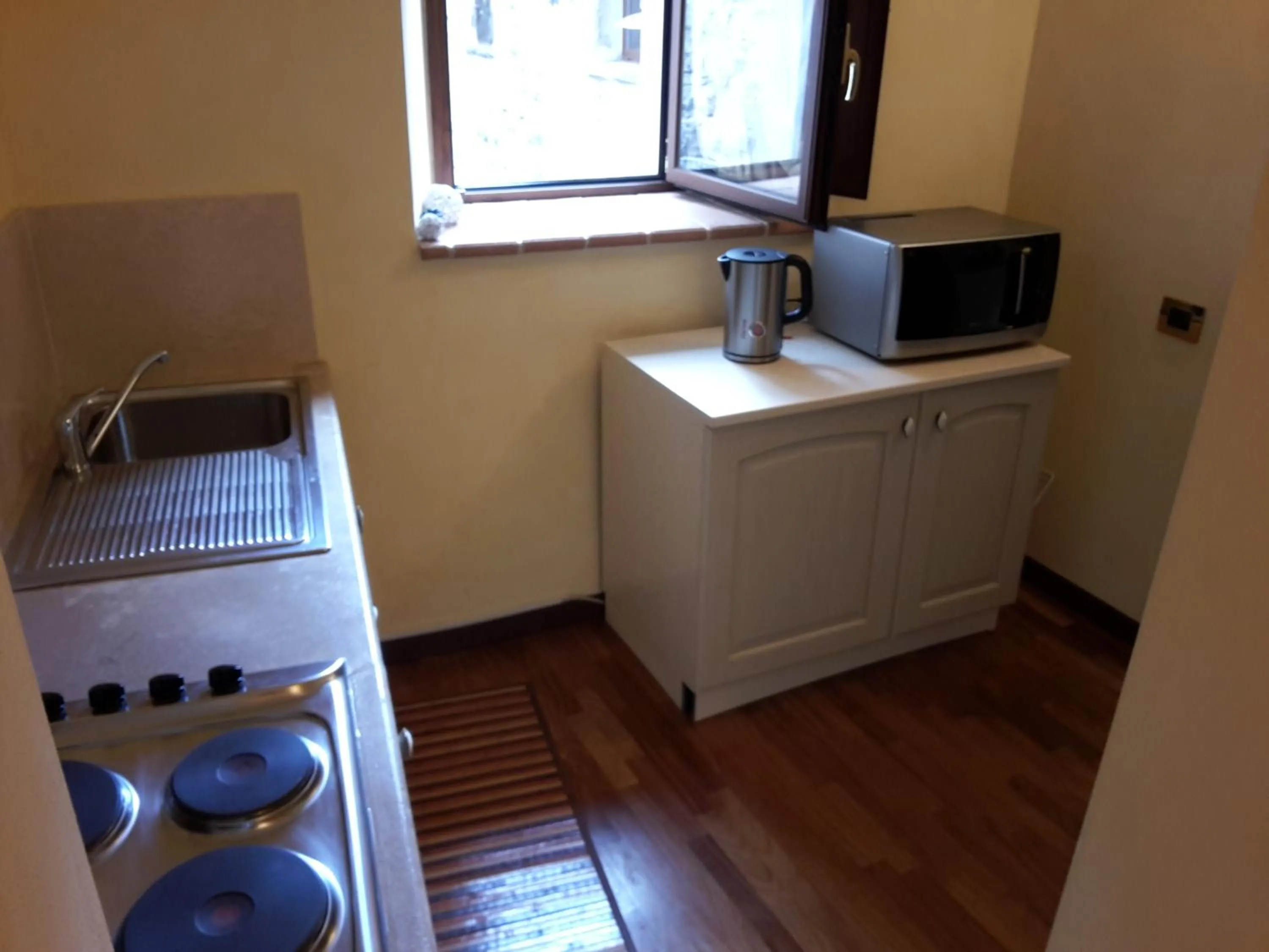 Coffee/tea facilities in Castello Izzalini Todi Resort