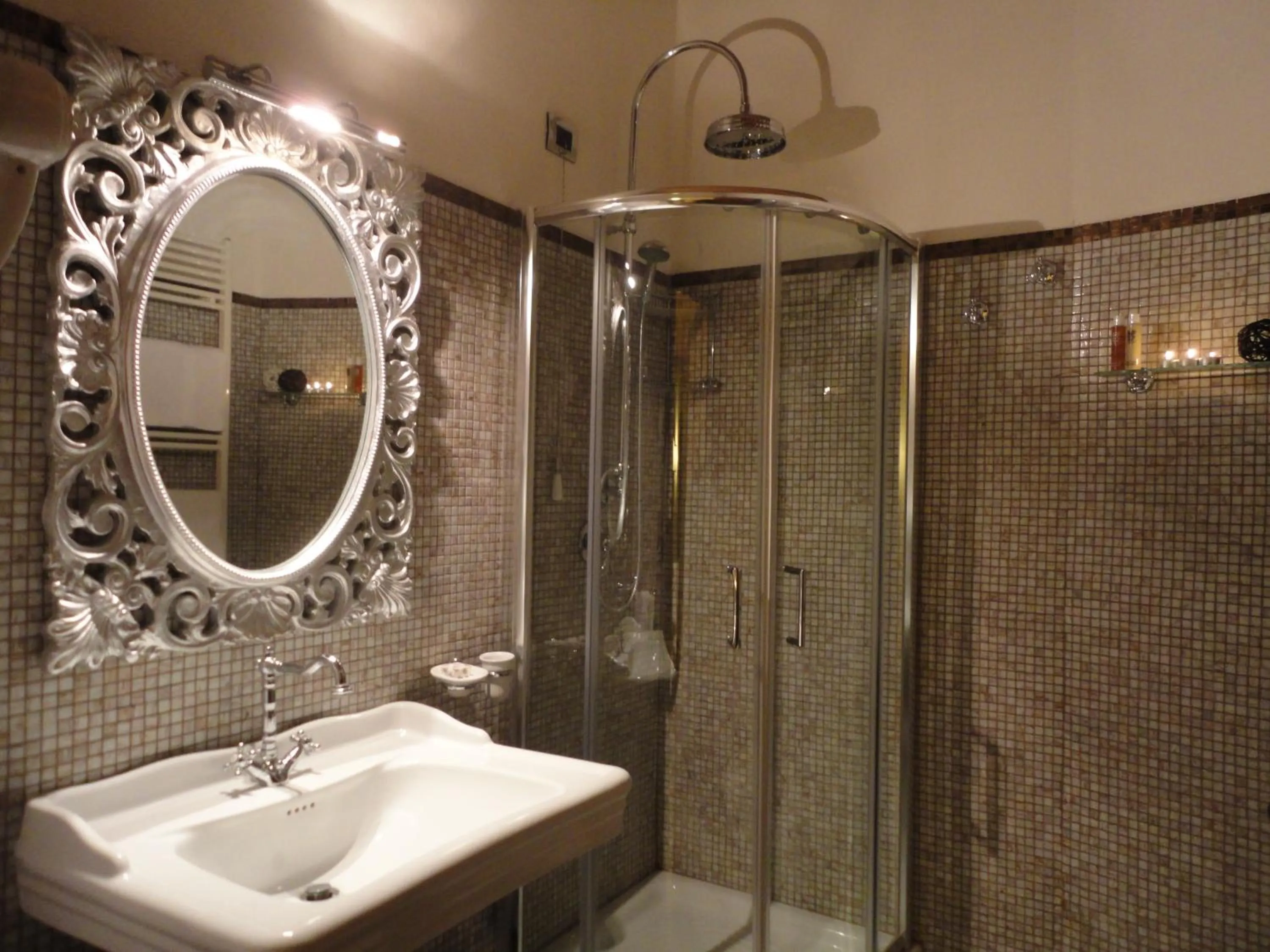 Bathroom in Castello Izzalini Todi Resort