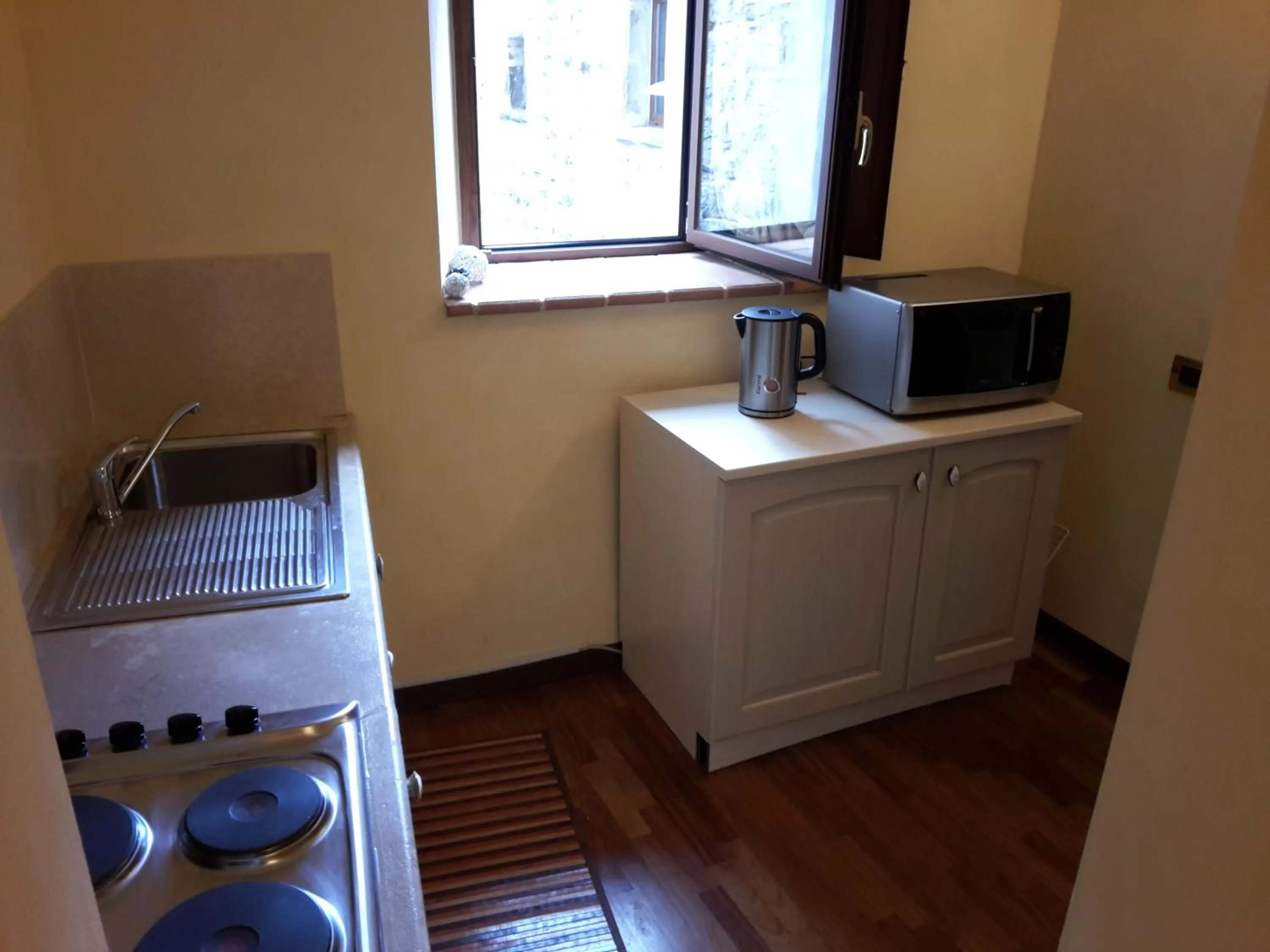 Coffee/tea facilities in Castello Izzalini Todi Resort