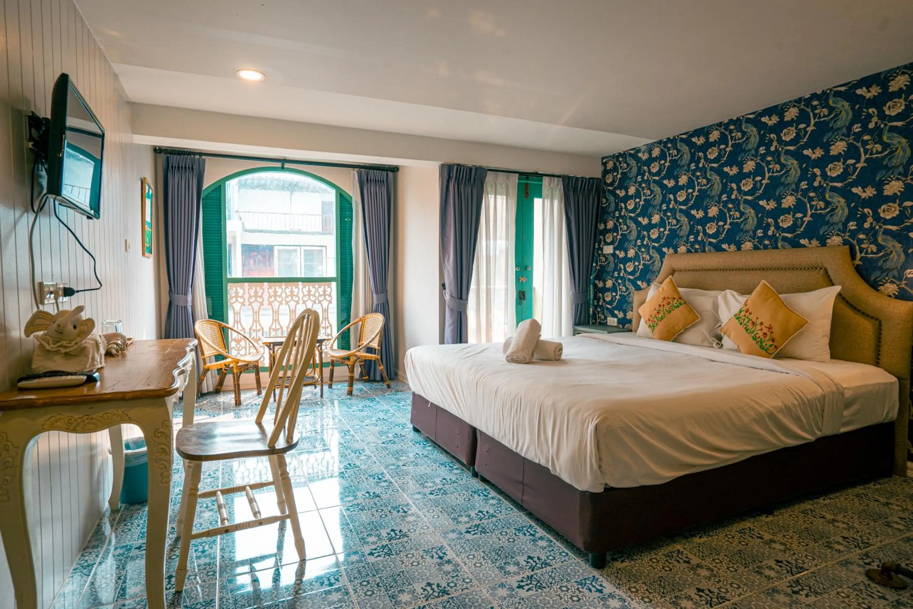 Photo of the whole room, Bed in Si Phum Heritage Boutique, Chiang Mai