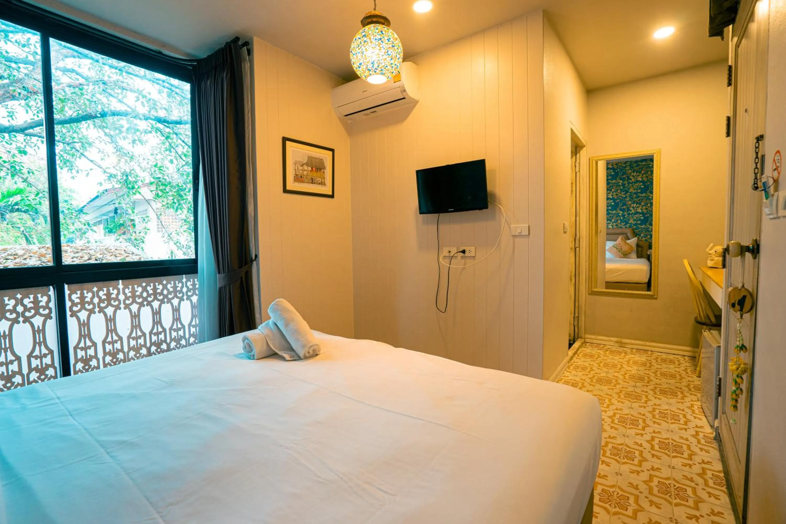 Photo of the whole room, Bed in Si Phum Heritage Boutique, Chiang Mai