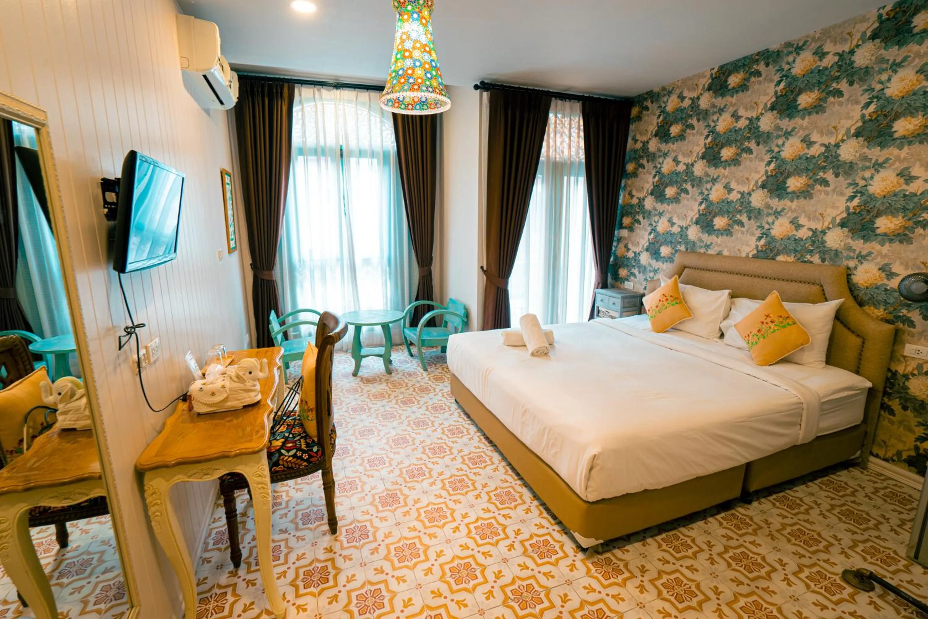 Bed in Si Phum Heritage Boutique, Chiang Mai