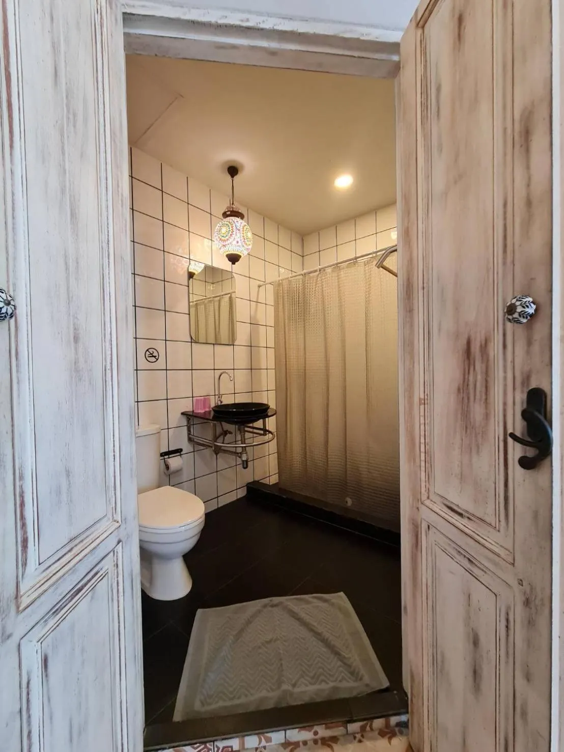 Toilet in Si Phum Heritage Boutique, Chiang Mai