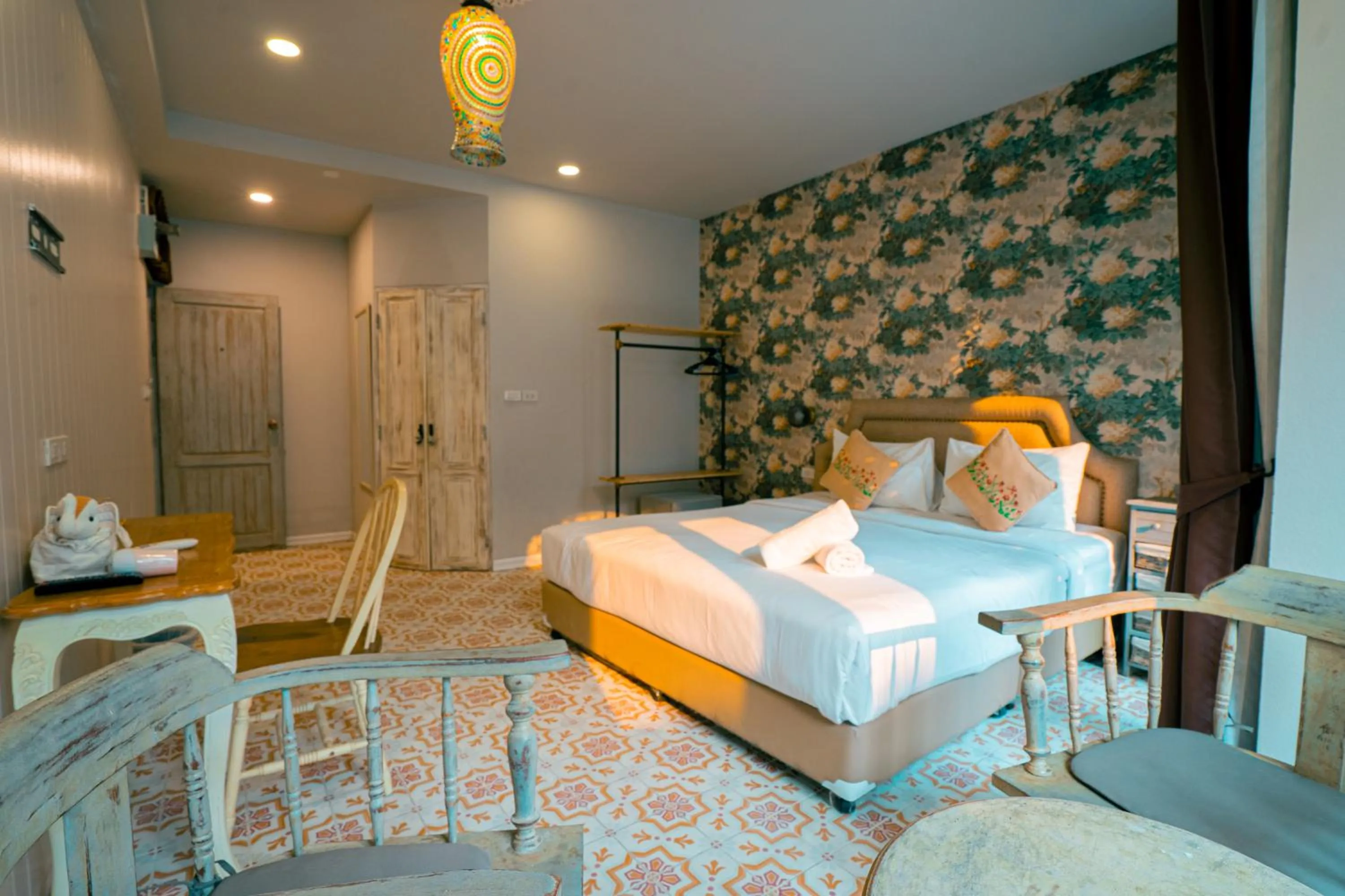 Photo of the whole room, Bed in Si Phum Heritage Boutique, Chiang Mai