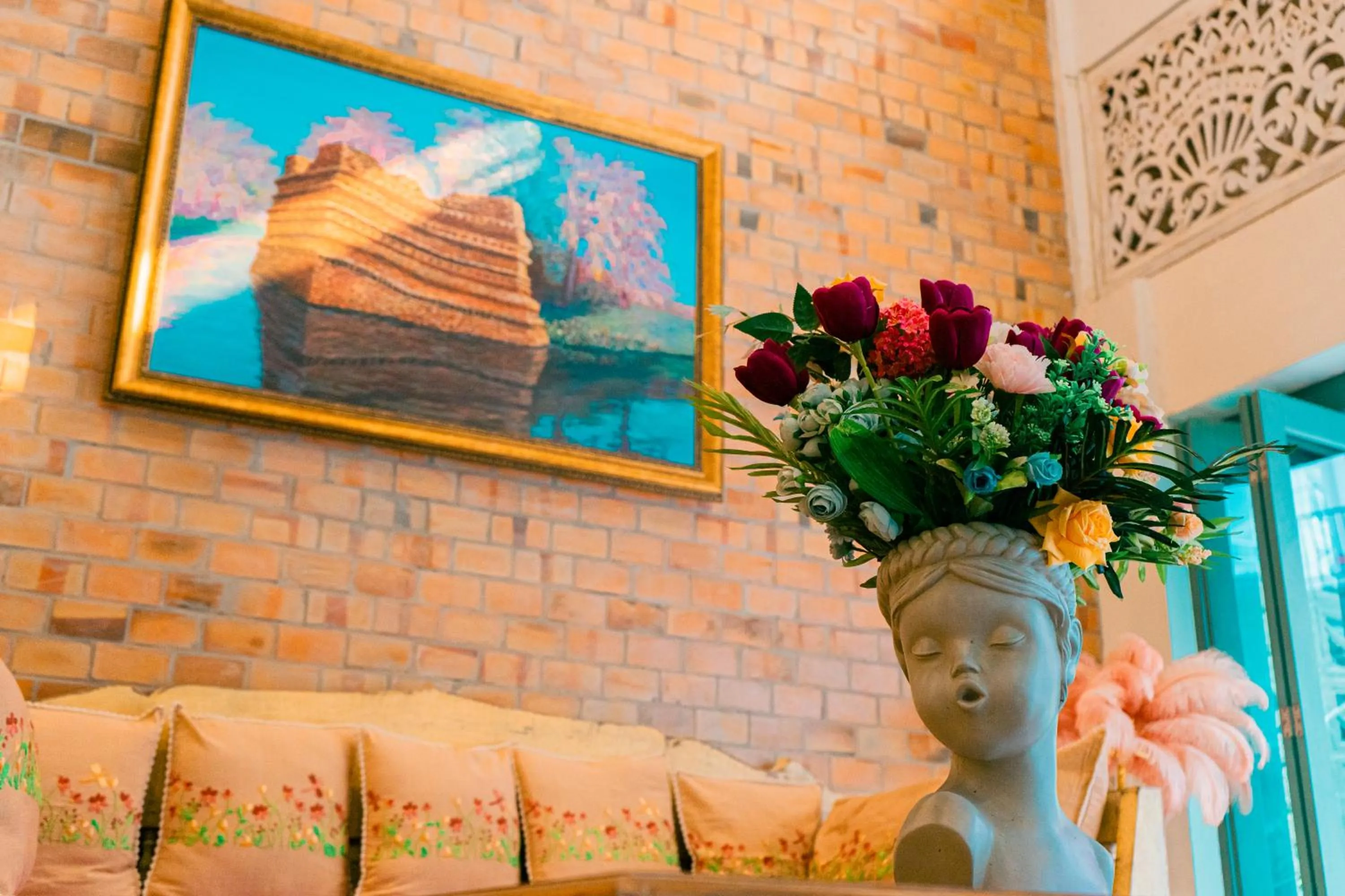 Seating area in Si Phum Heritage Boutique, Chiang Mai