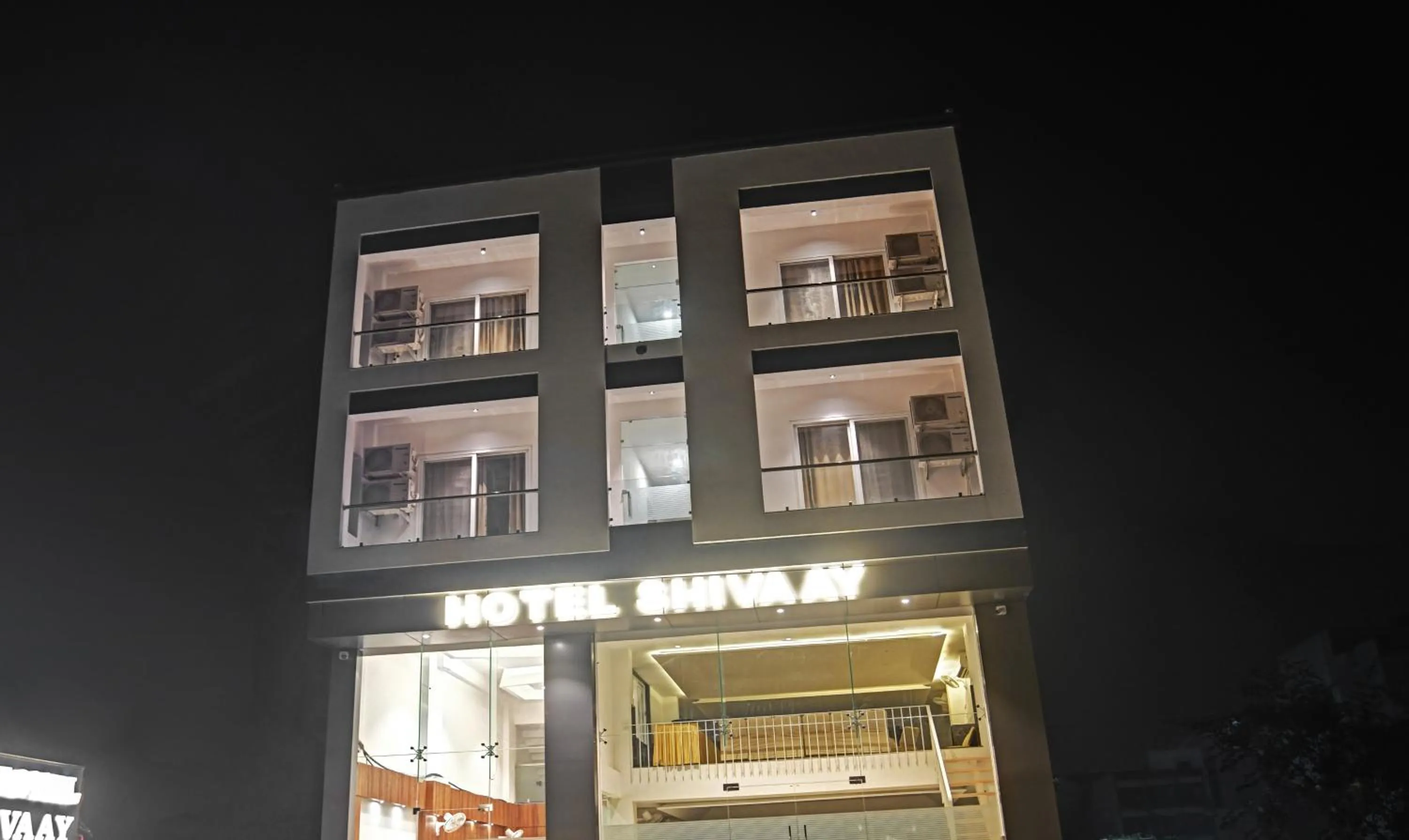 Facade/entrance in Treebo Shivaay