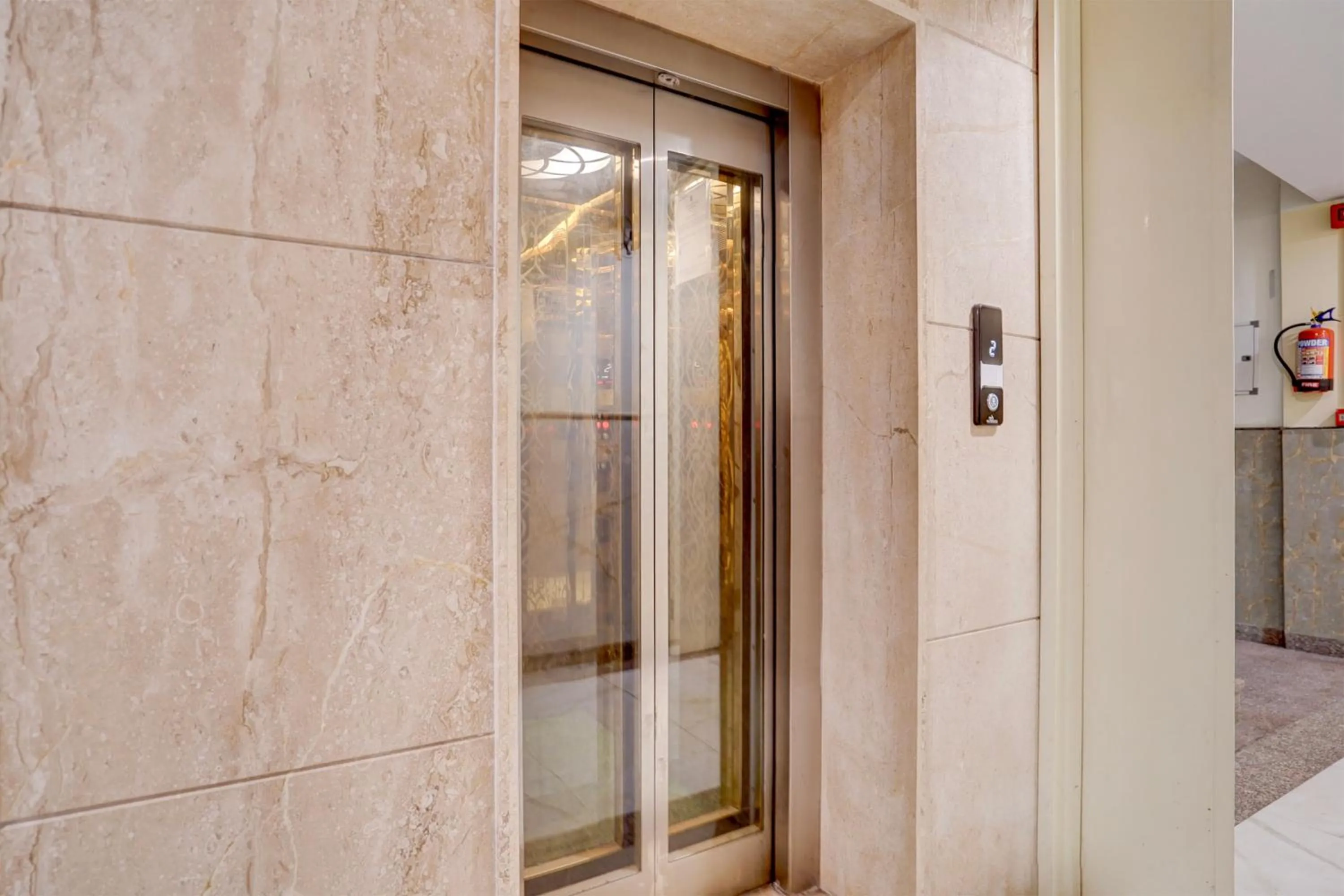 Lobby or reception in Townhouse Airport Road Delhi