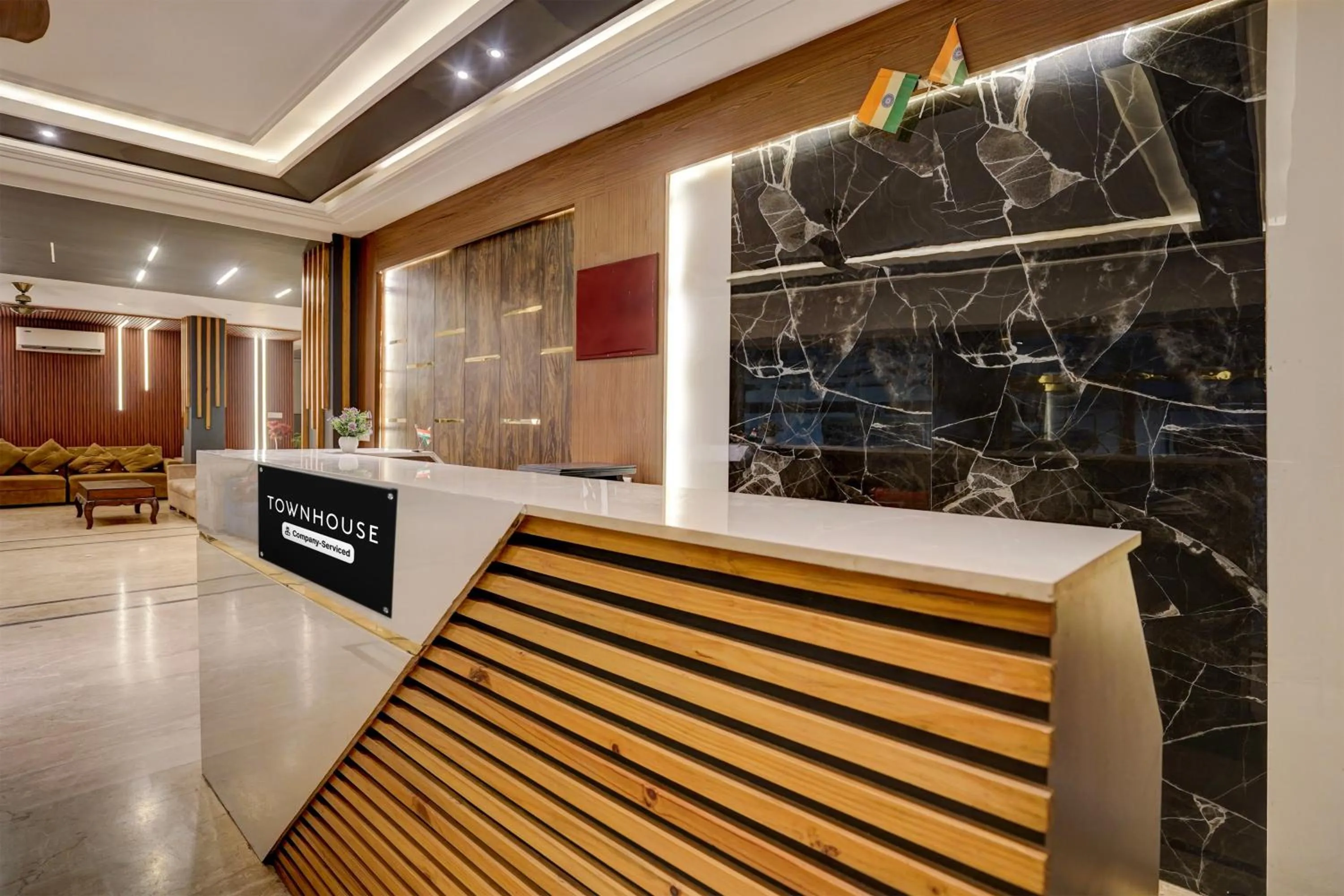 Lobby or reception in Townhouse Airport Road Delhi