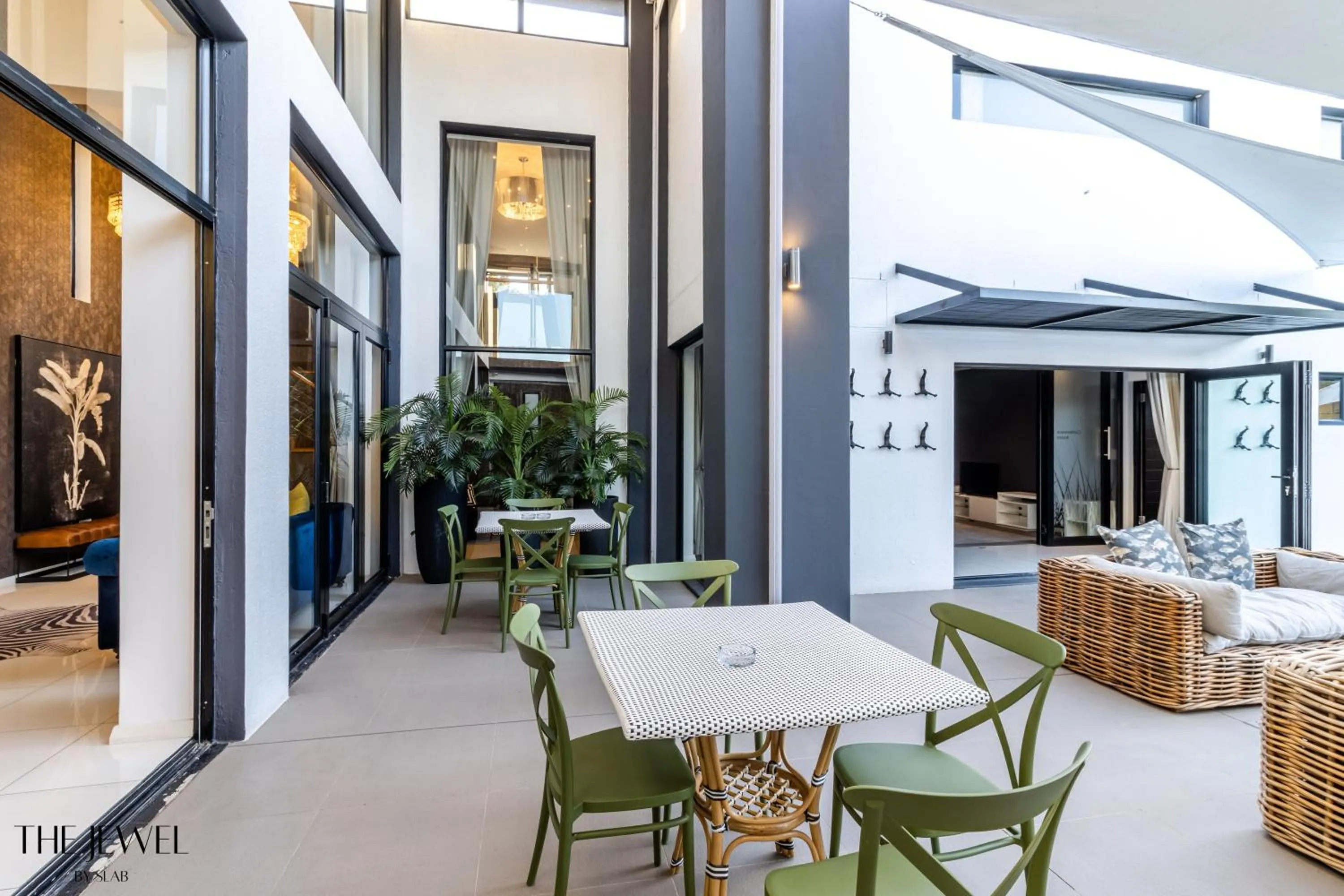 Patio in The Jewel B&B