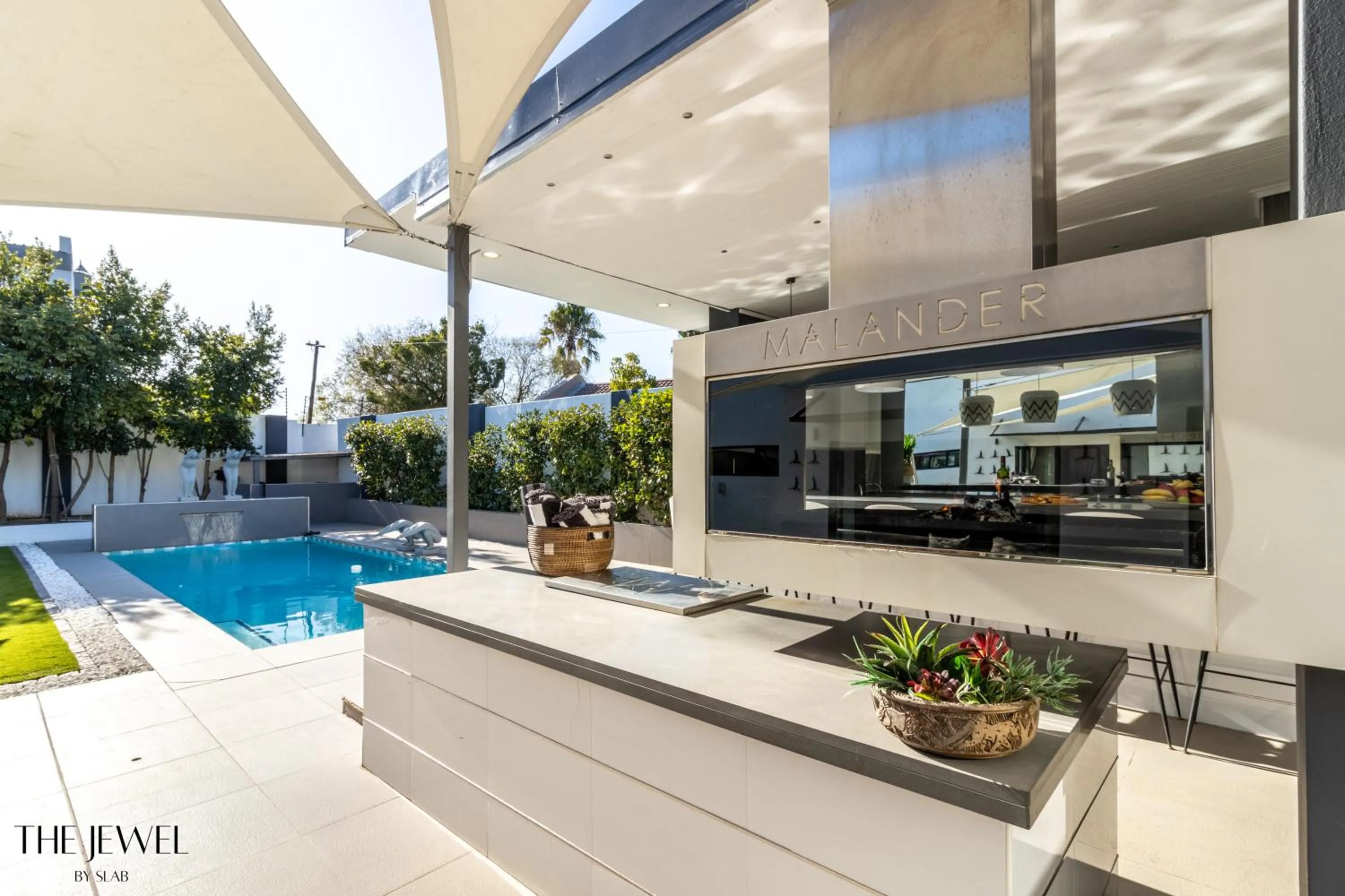 Patio in The Jewel B&B