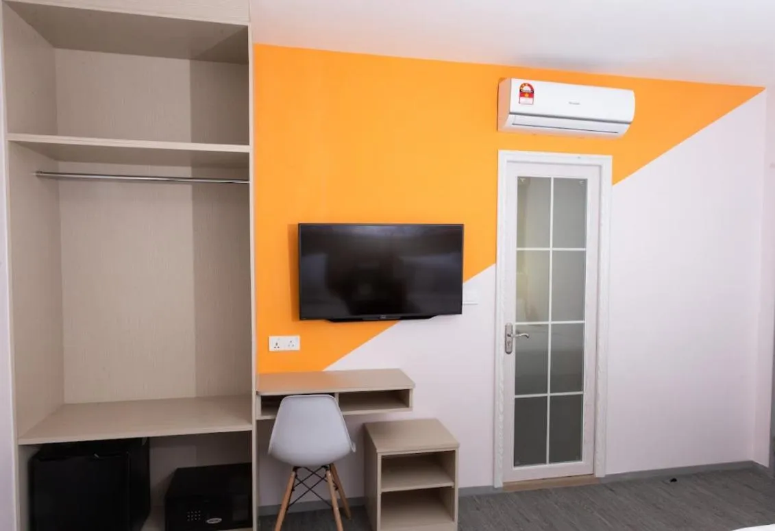 air conditioner in THE CROWN HOTEL @ KLIA