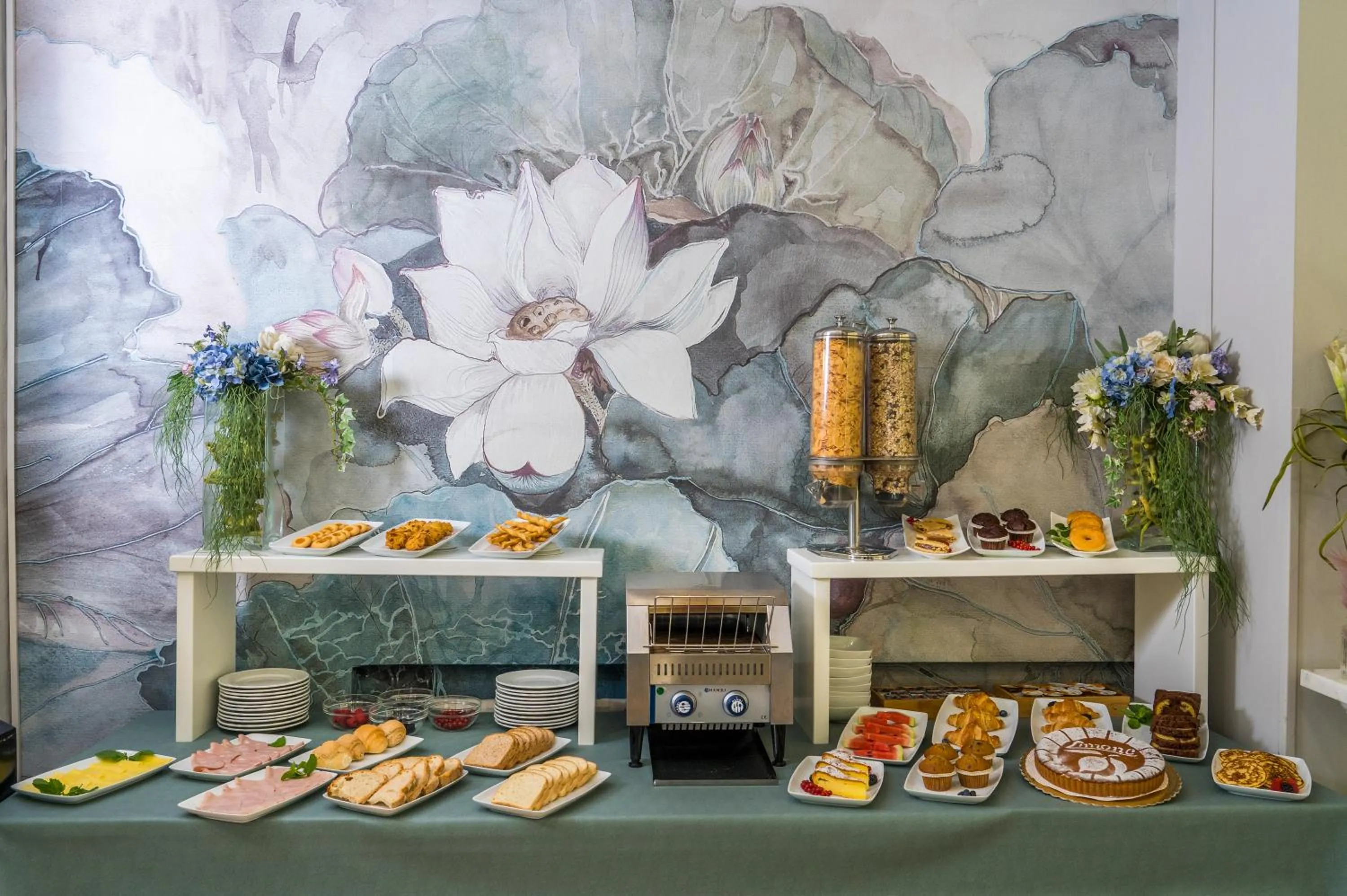 Restaurant/places to eat in Hotel Ariston & Spa