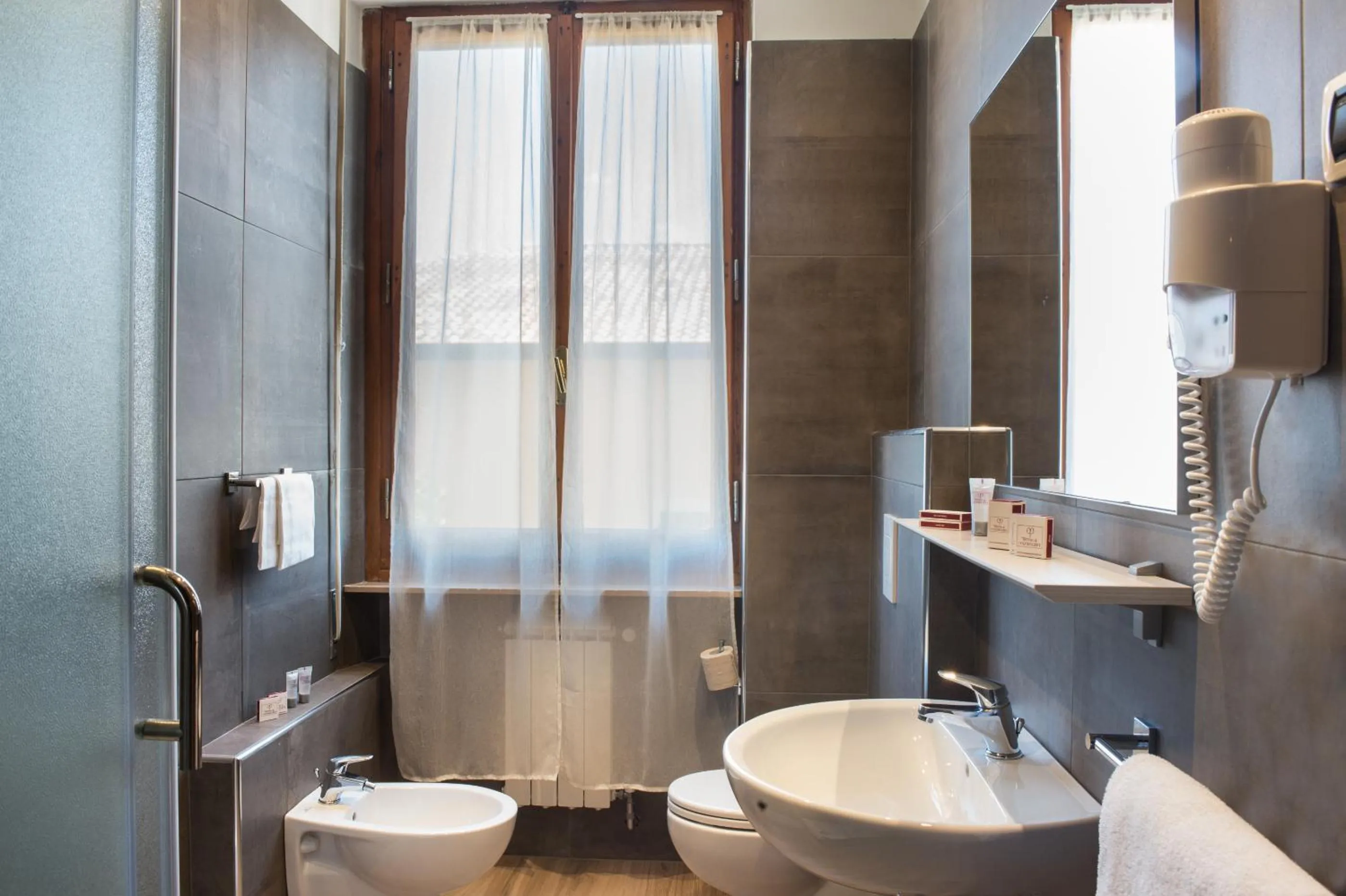 Bathroom in Hotel Ariston & Spa