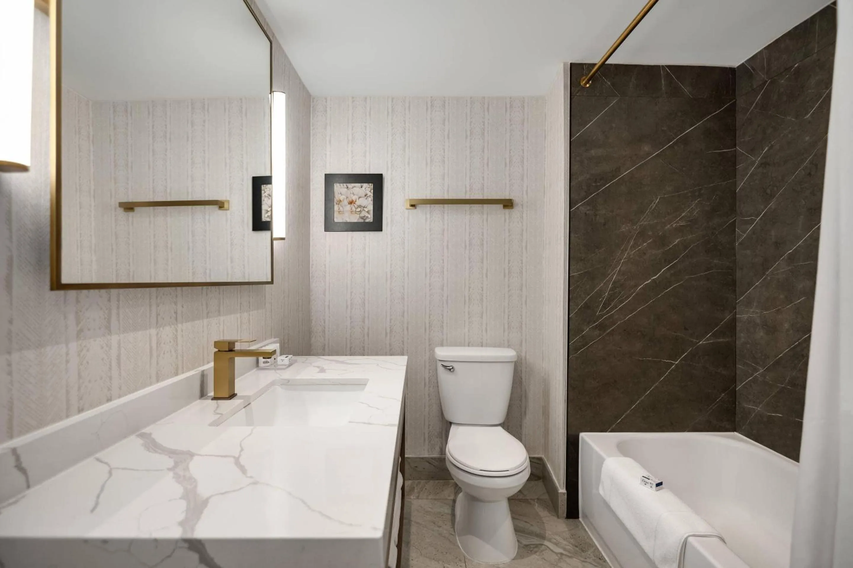 Bedroom in Radisson Hotel Montreal Airport