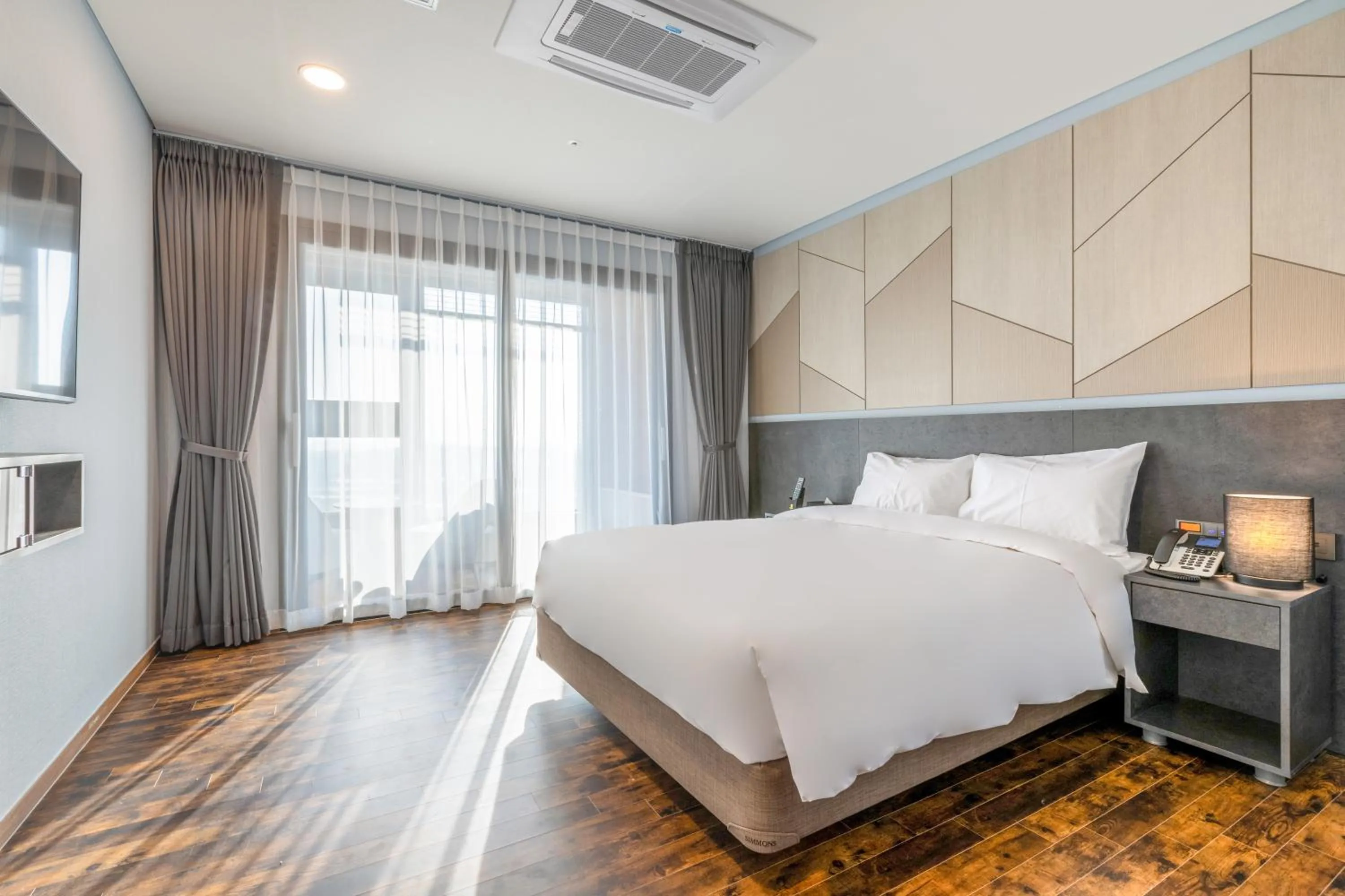 Bed in Urban-Est Hotel