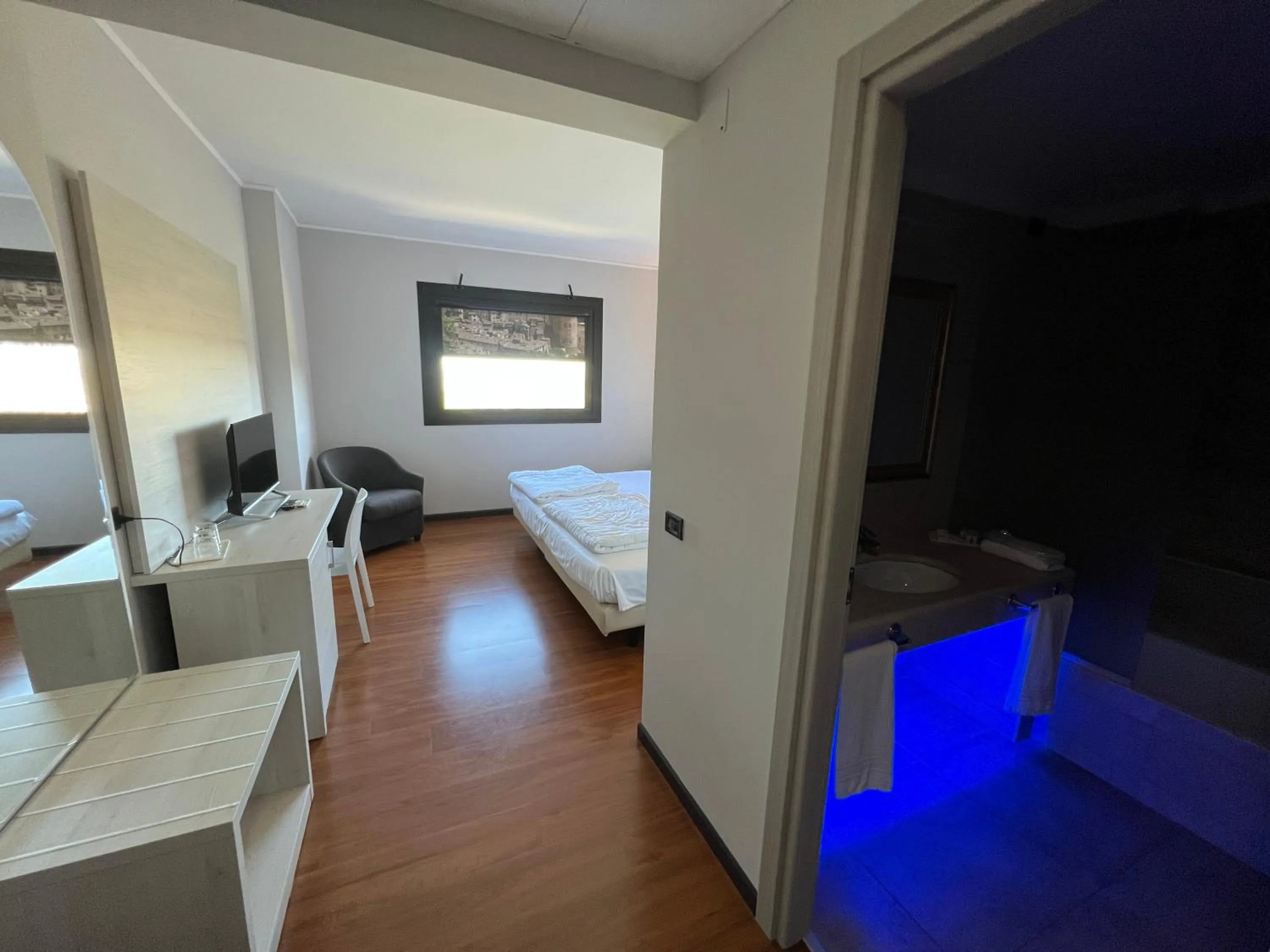 View (from property/room), Bed in Hotel Mamiani & Relaxing Spa Urbino