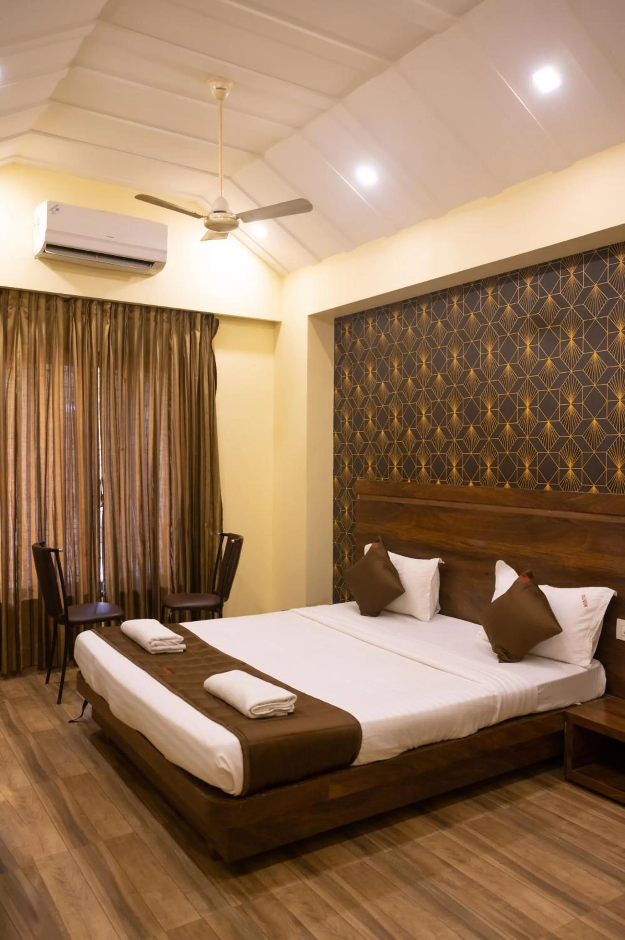 Bed in VIJAYA HILL VIEW RESIDENCY