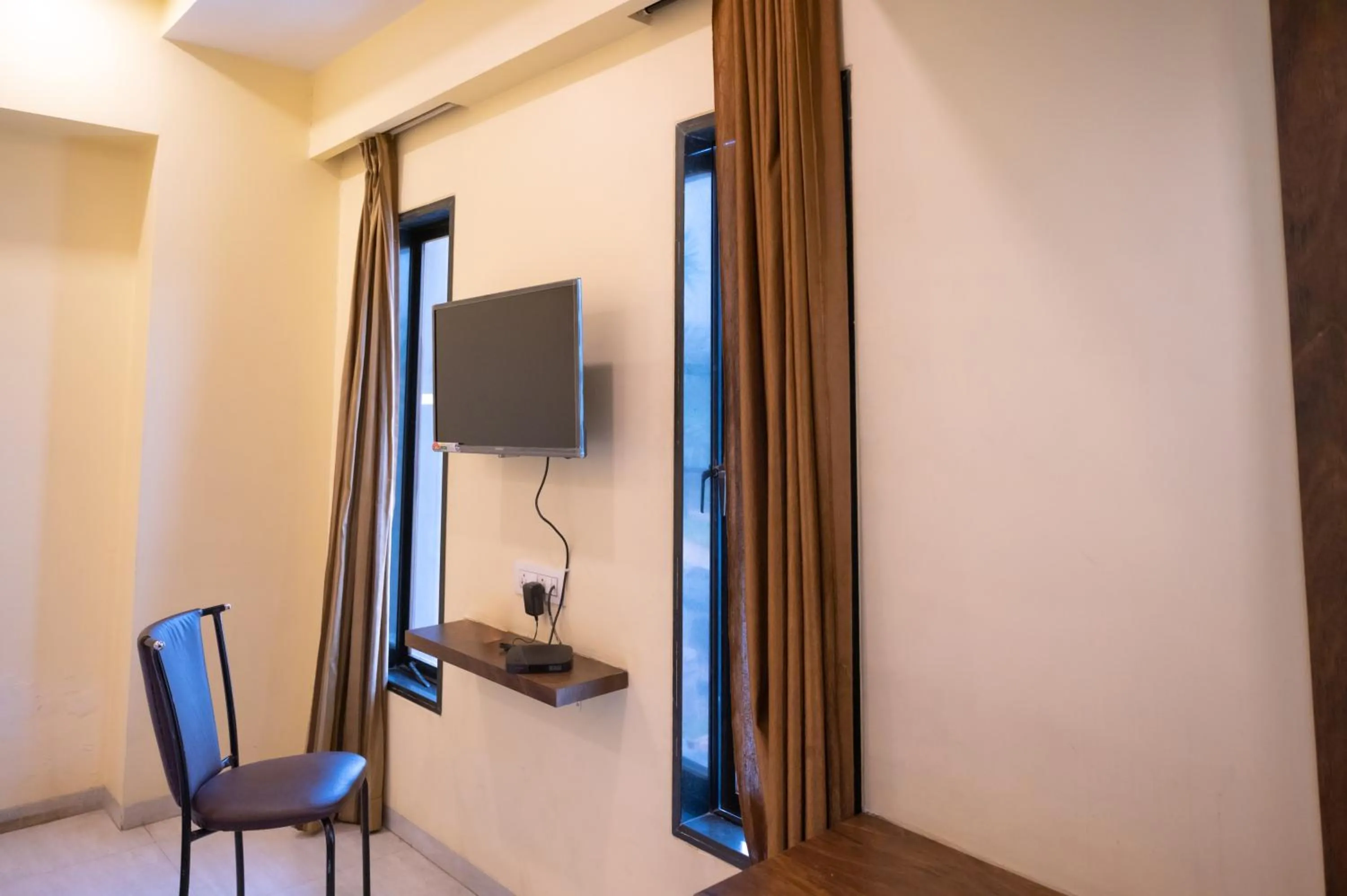 VIJAYA HILL VIEW RESIDENCY