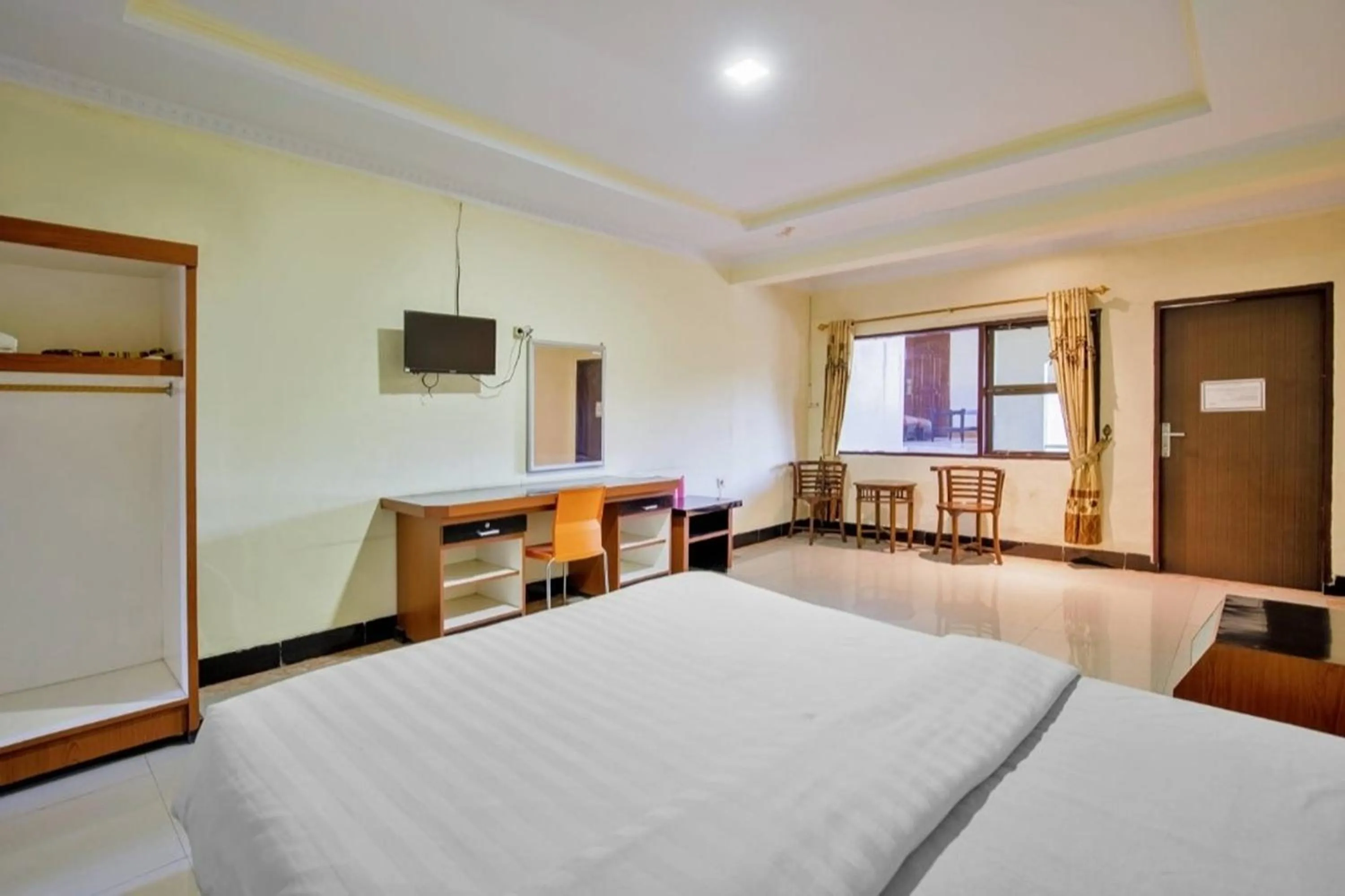 Bed in Malibou Hotel Medan