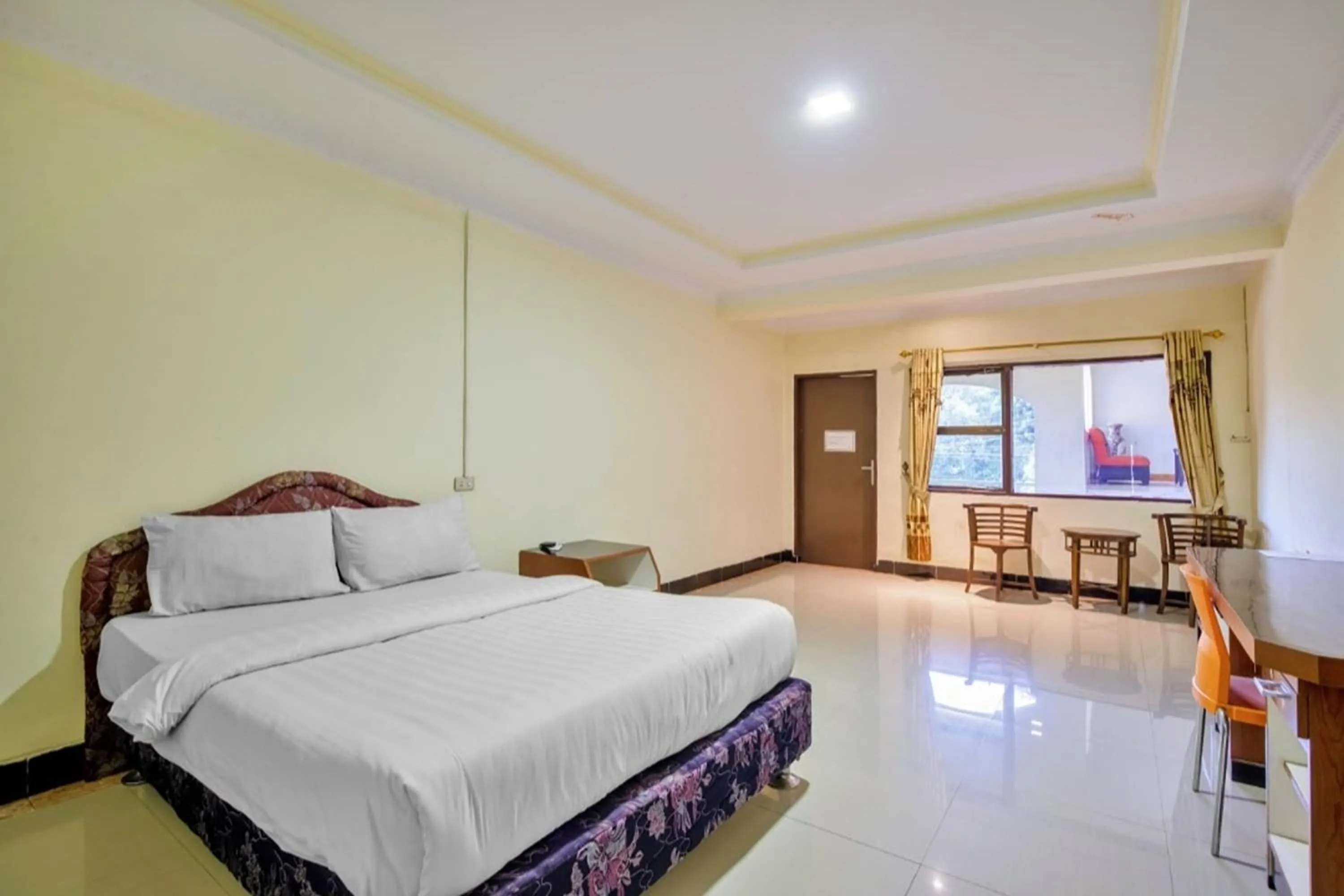 Bed in Malibou Hotel Medan