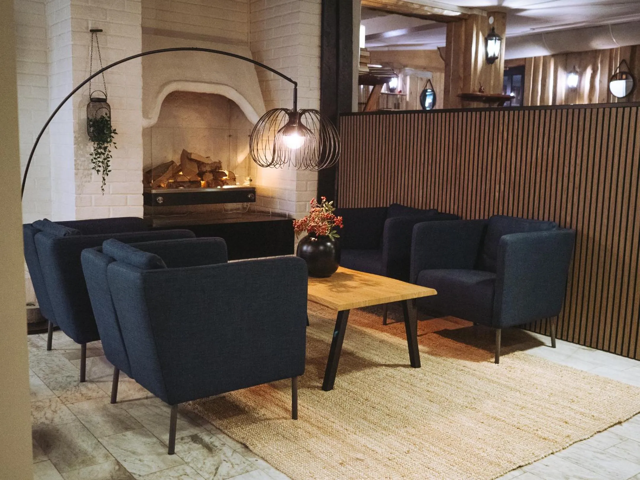 Seating area in Hotell Tjamstan Malå