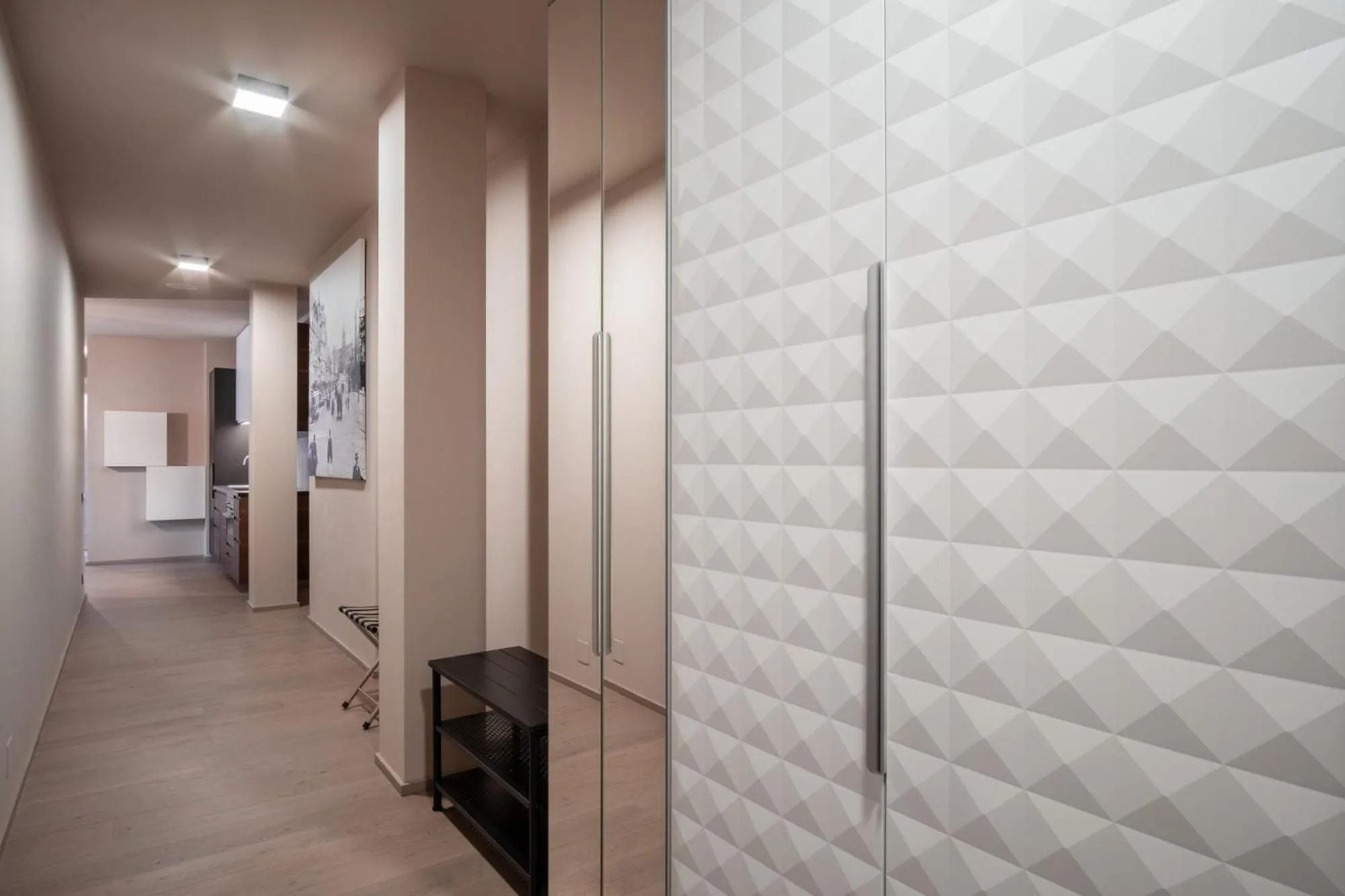 wardrobe in Aparthotel Rimska 14