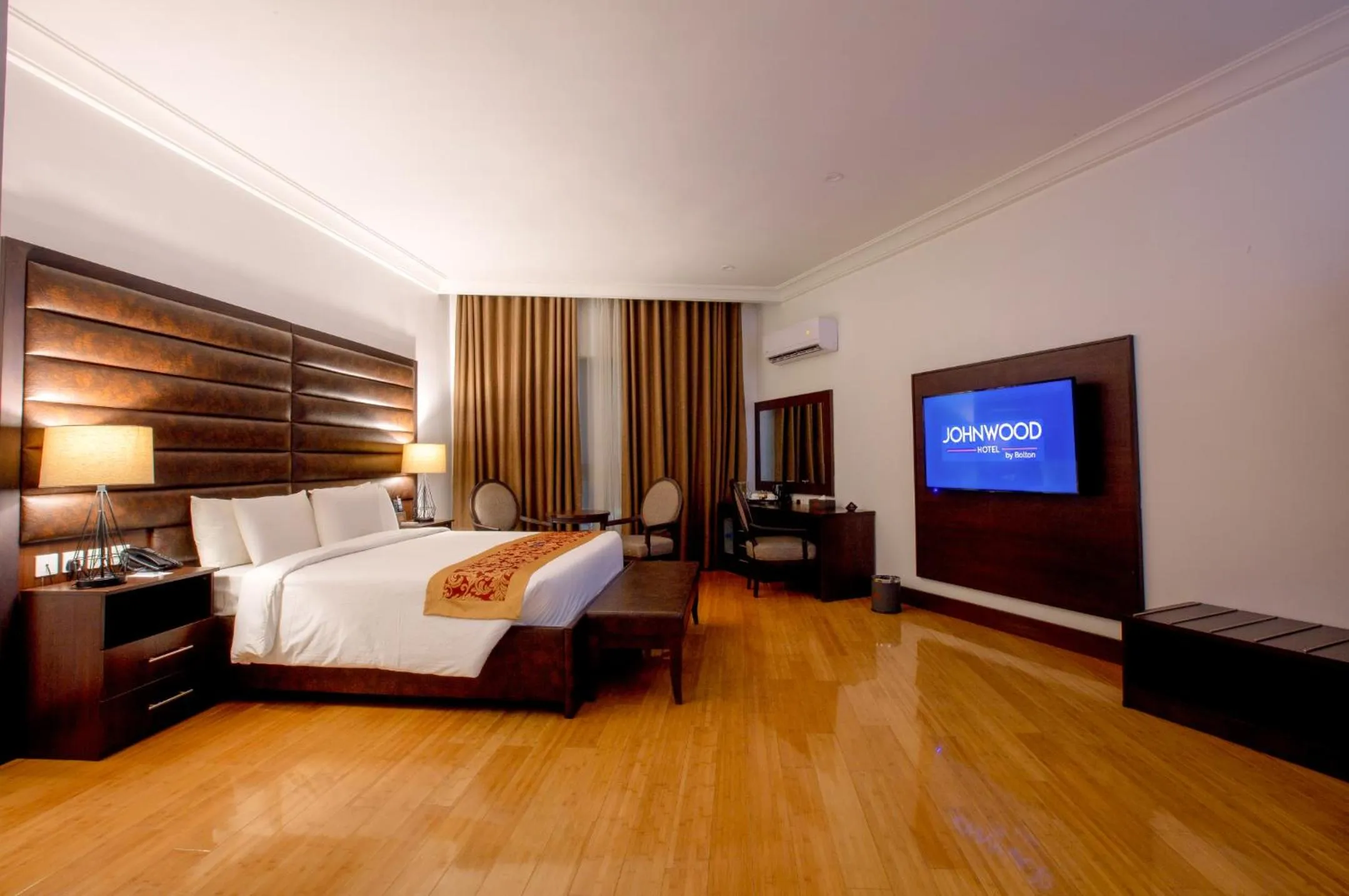 Bed in JOHNWOOD HOTEL by Bolton