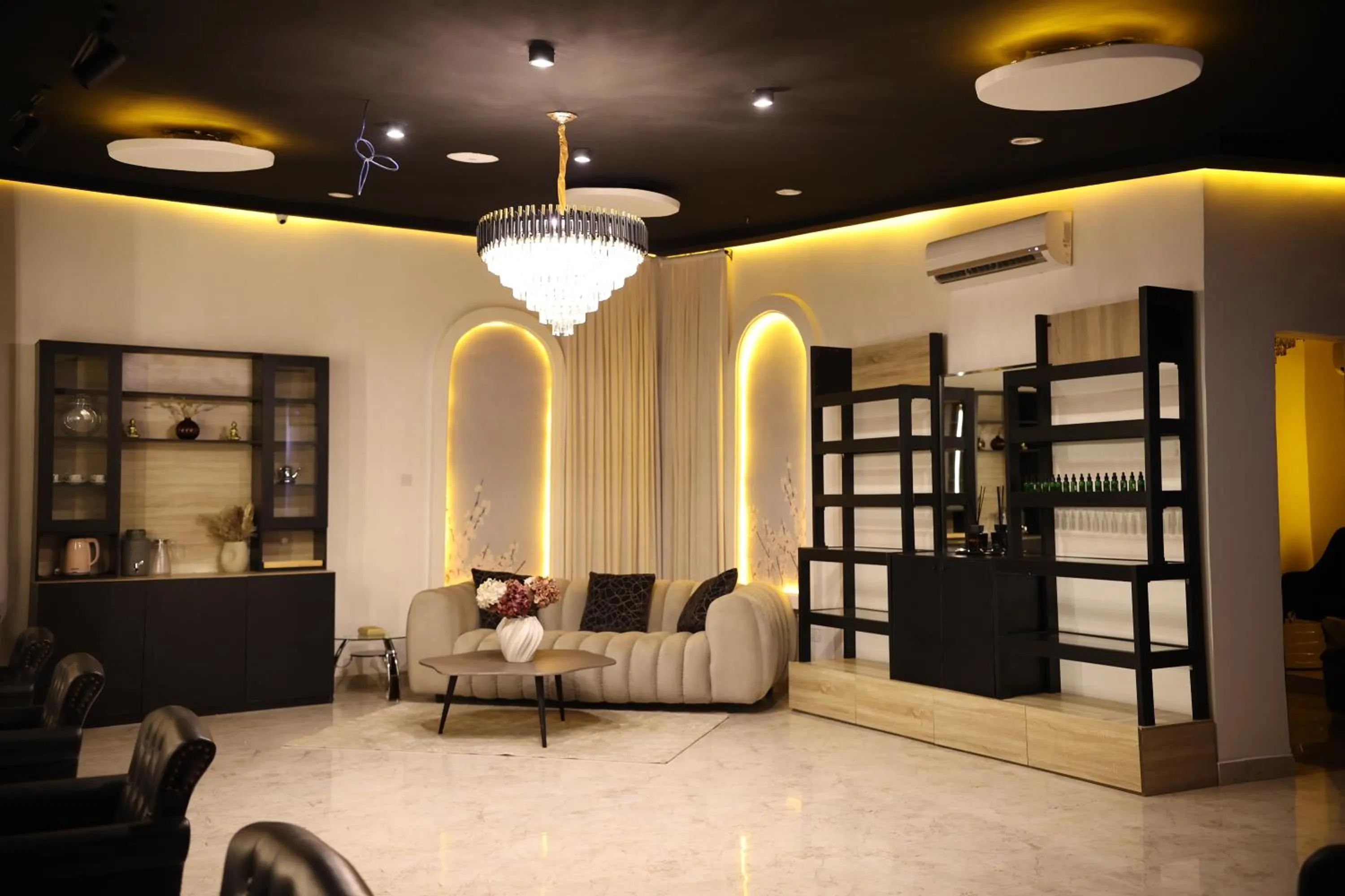 Spa and wellness centre/facilities in JOHNWOOD HOTEL by Bolton