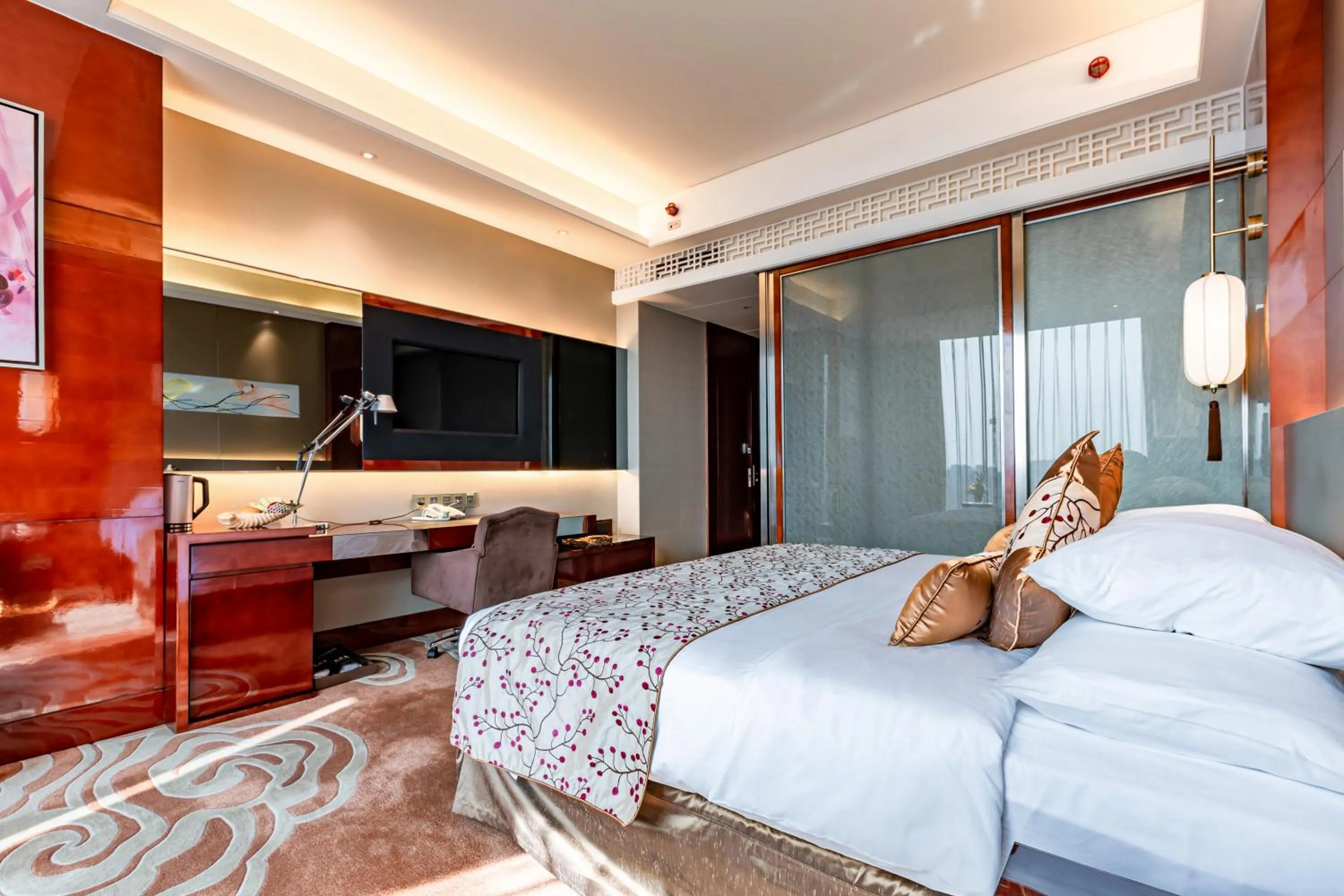 Bedroom, Bed in Felton Grand Hotel Chengdu