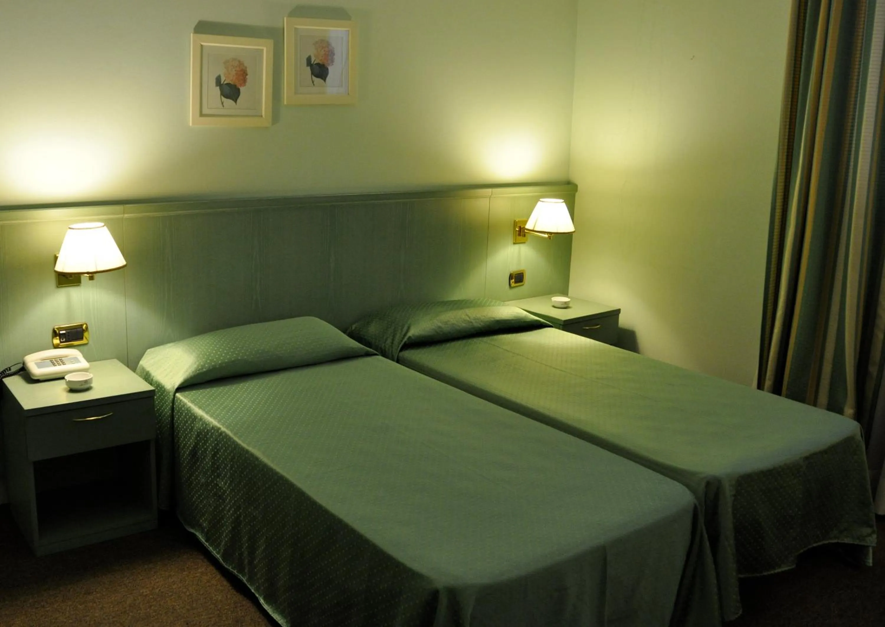 Bed in Albergo Della Corona