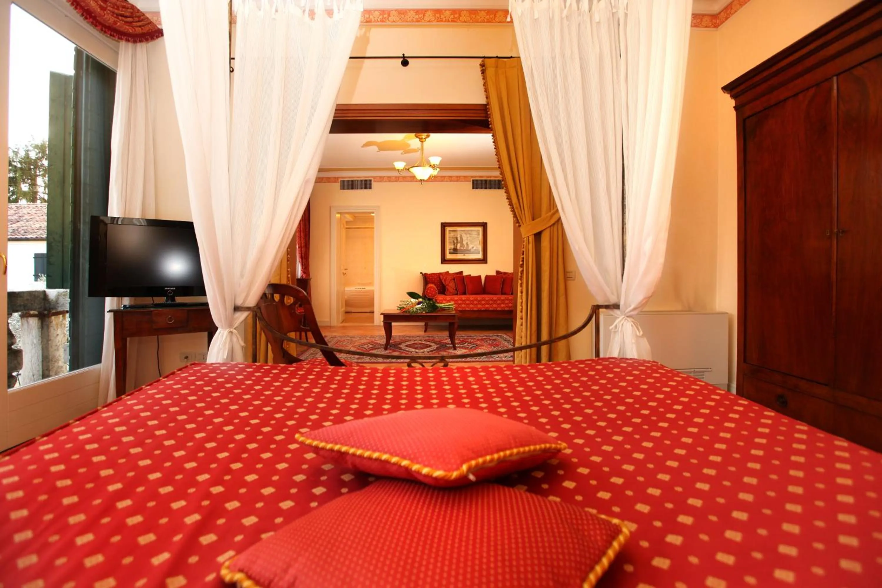 Bed in Villa Fiorita