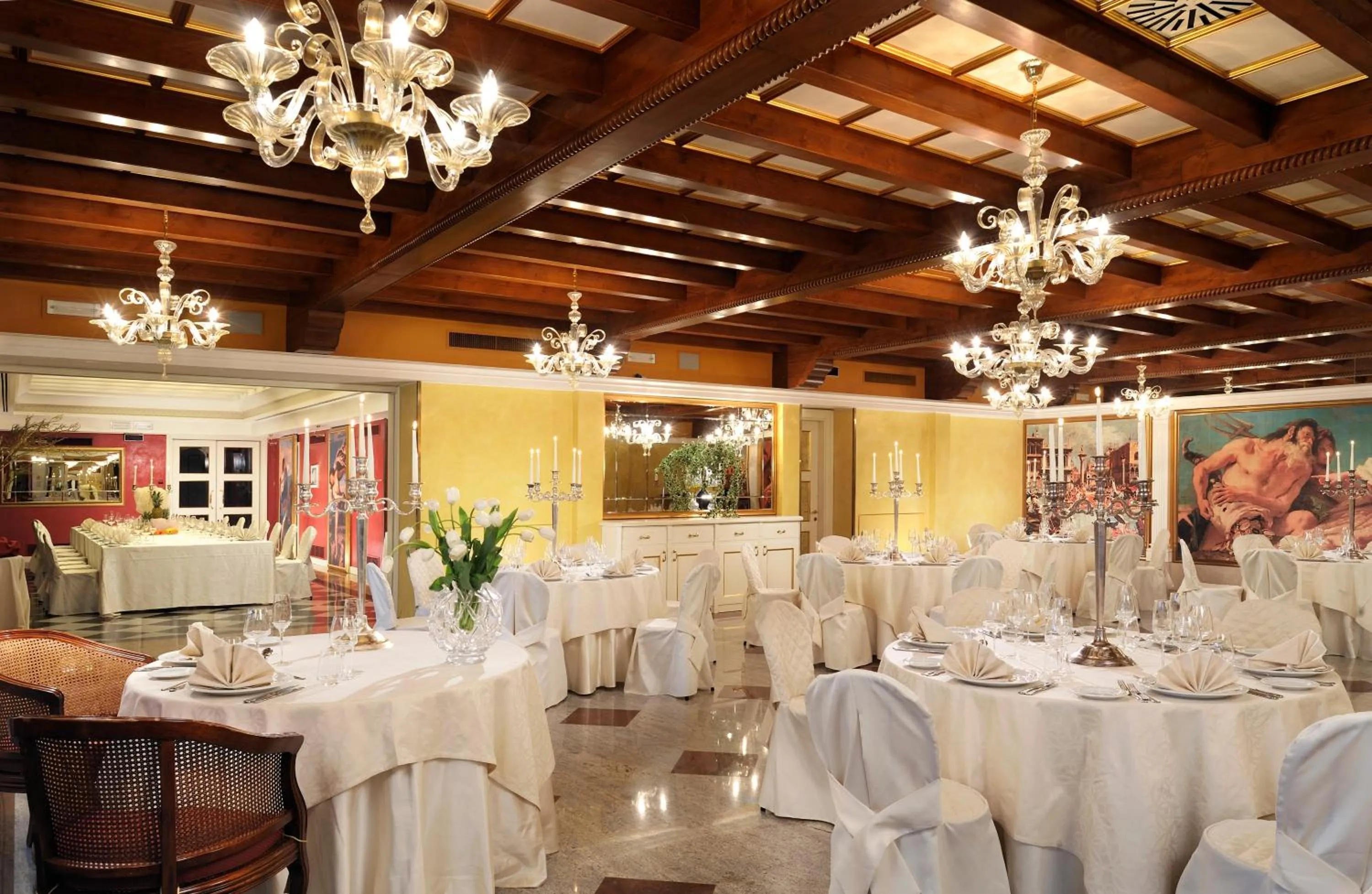 Restaurant/places to eat in Villa Fiorita