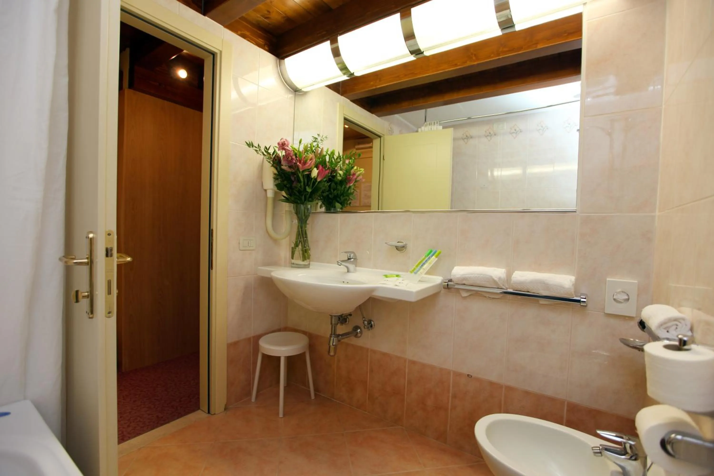 Bathroom in Villa Fiorita
