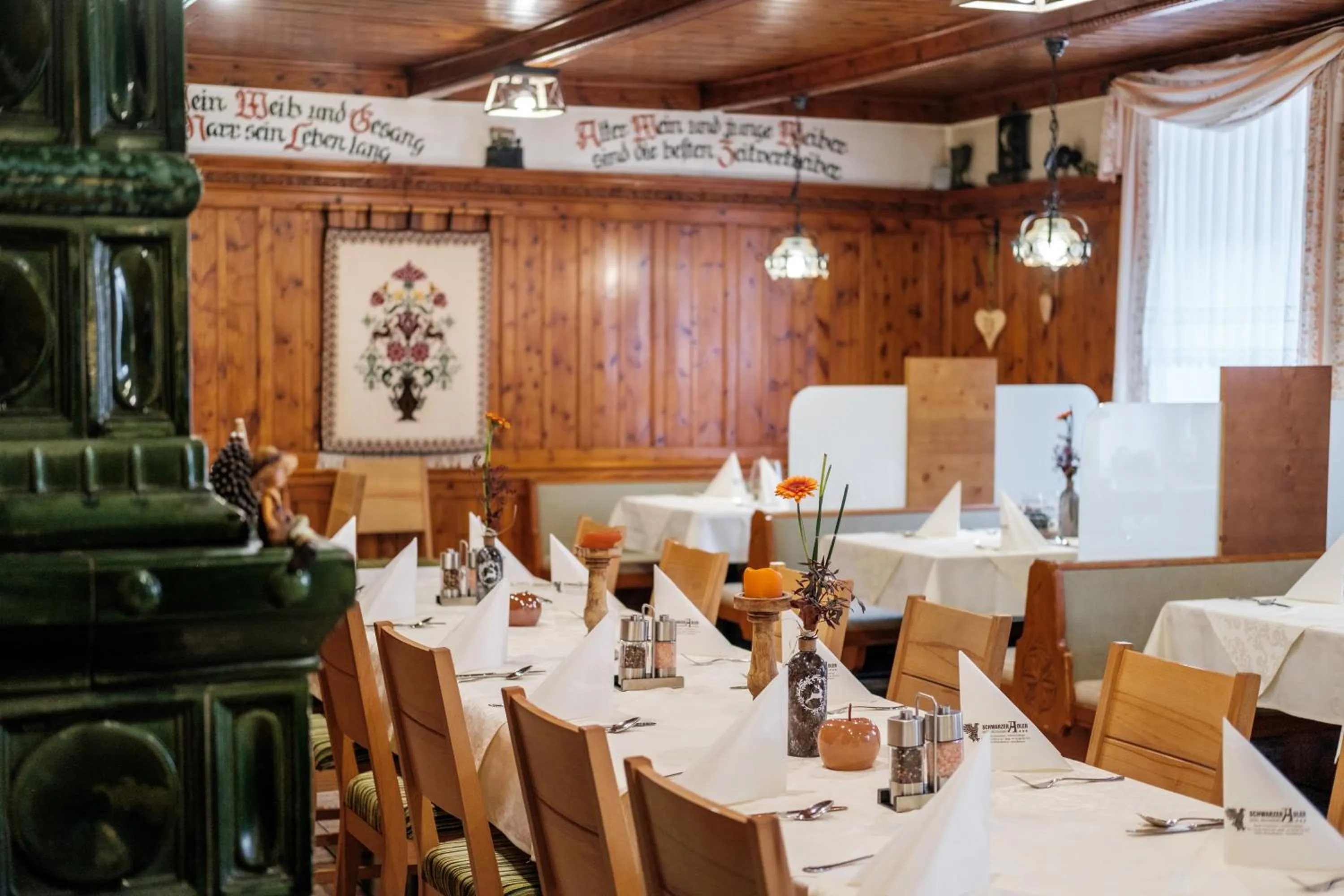 Restaurant/places to eat in Hotel Restaurant Schwarzer Adler