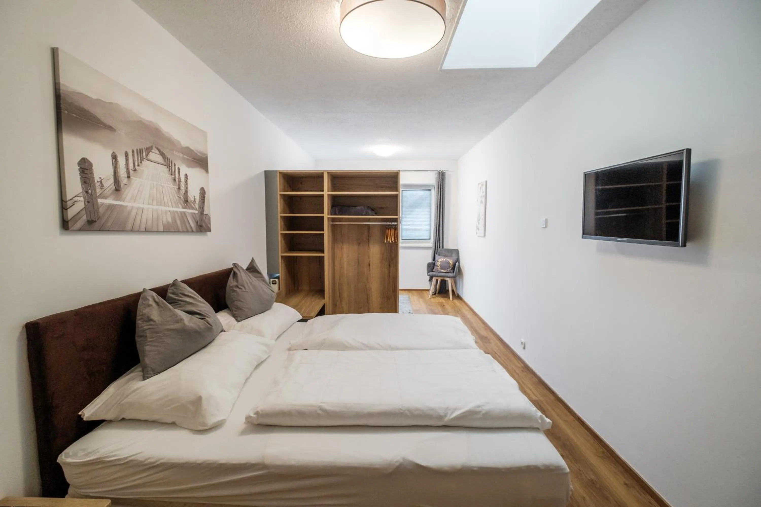 Photo of the whole room, Bed in Hotel Restaurant Schwarzer Adler