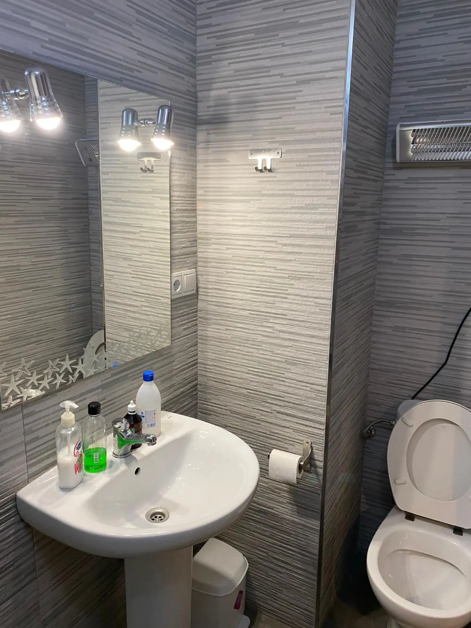 Bathroom in Pension El Dorado