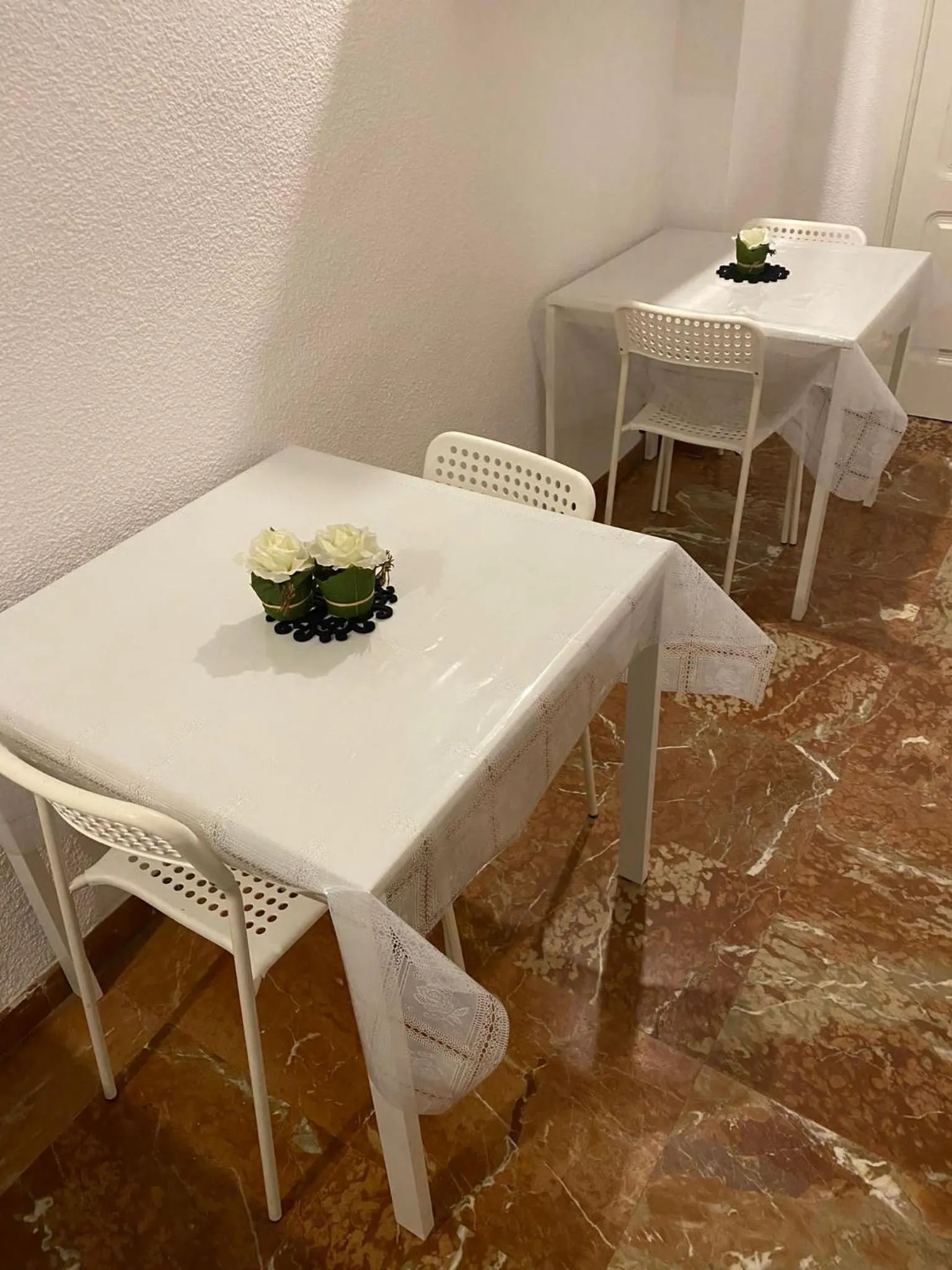 Dining area in Pension El Dorado