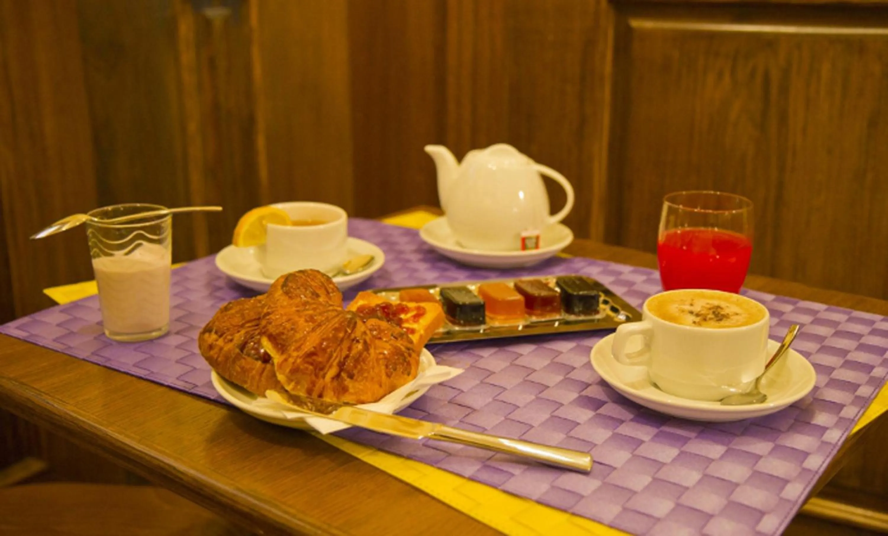 Restaurant/places to eat in Hotel Santa Croce