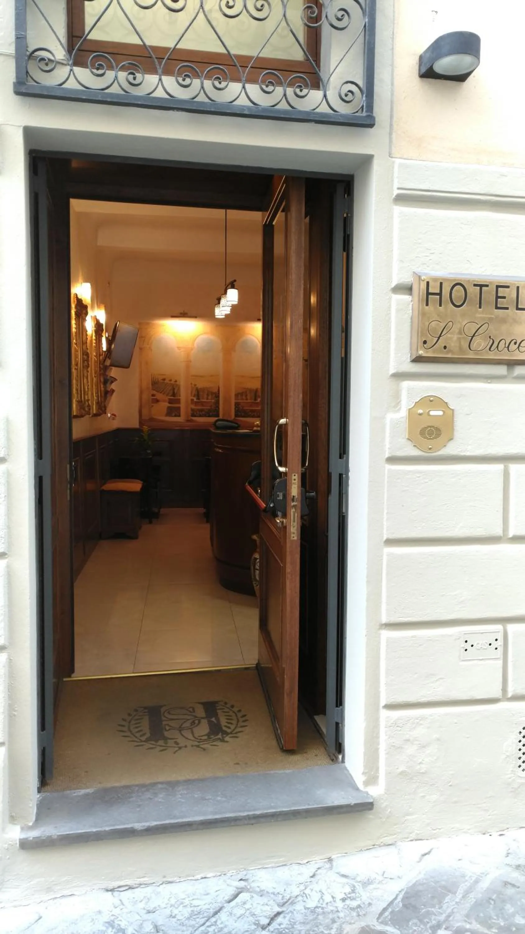 Property building in Hotel Santa Croce